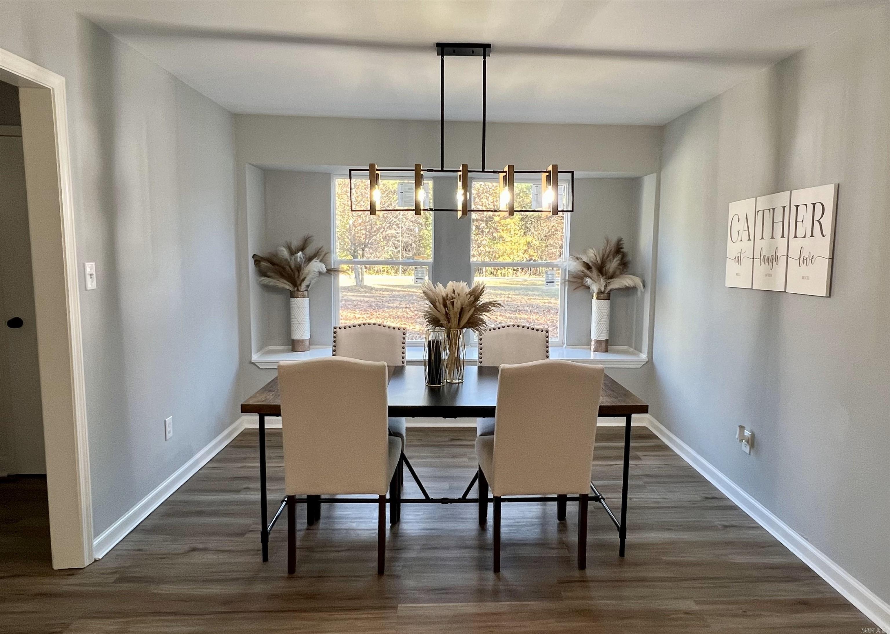 OAK LAWN ESTATES - Residential