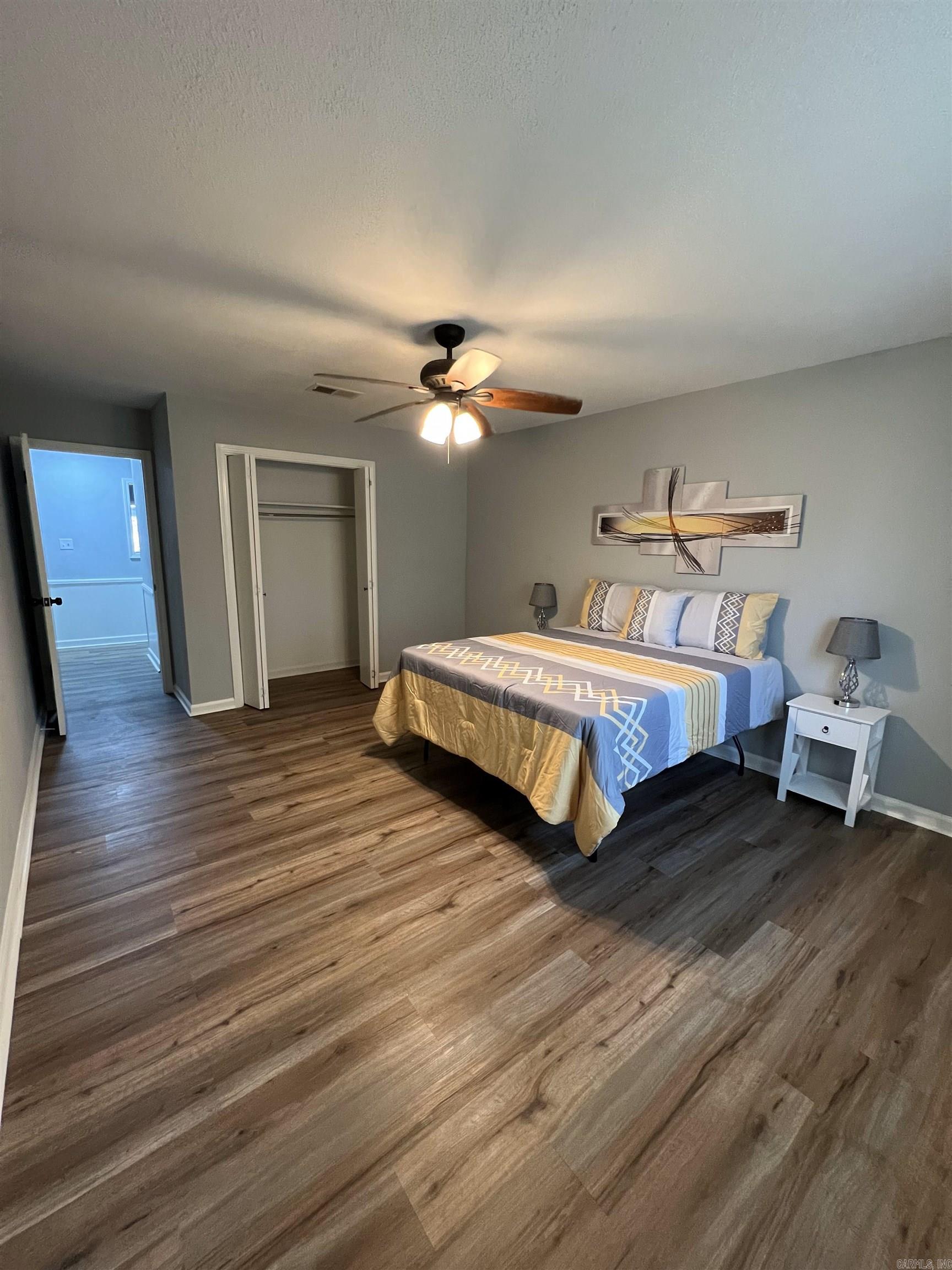 OAK LAWN ESTATES - Residential