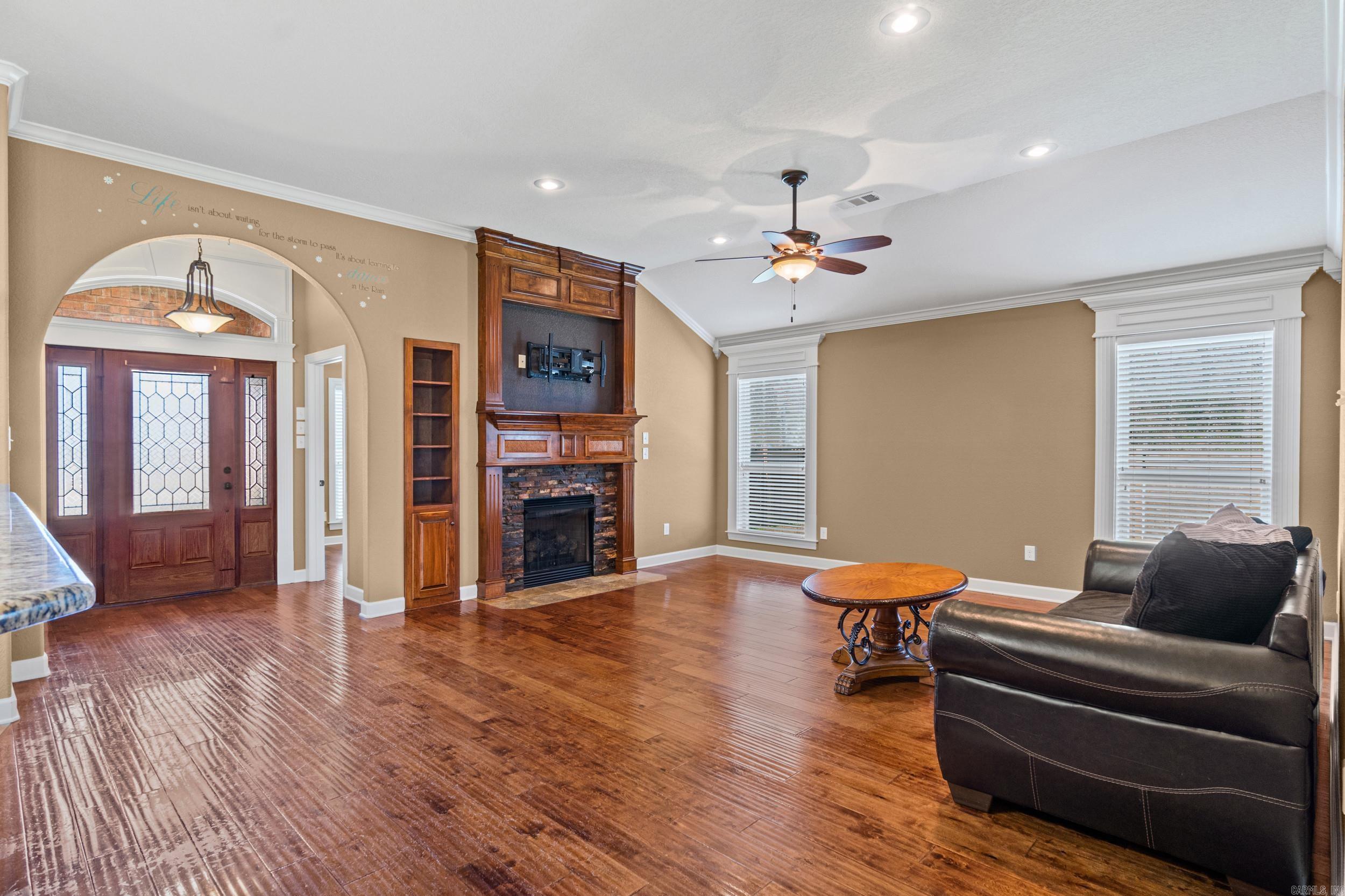 TRADEWINDS - Residential