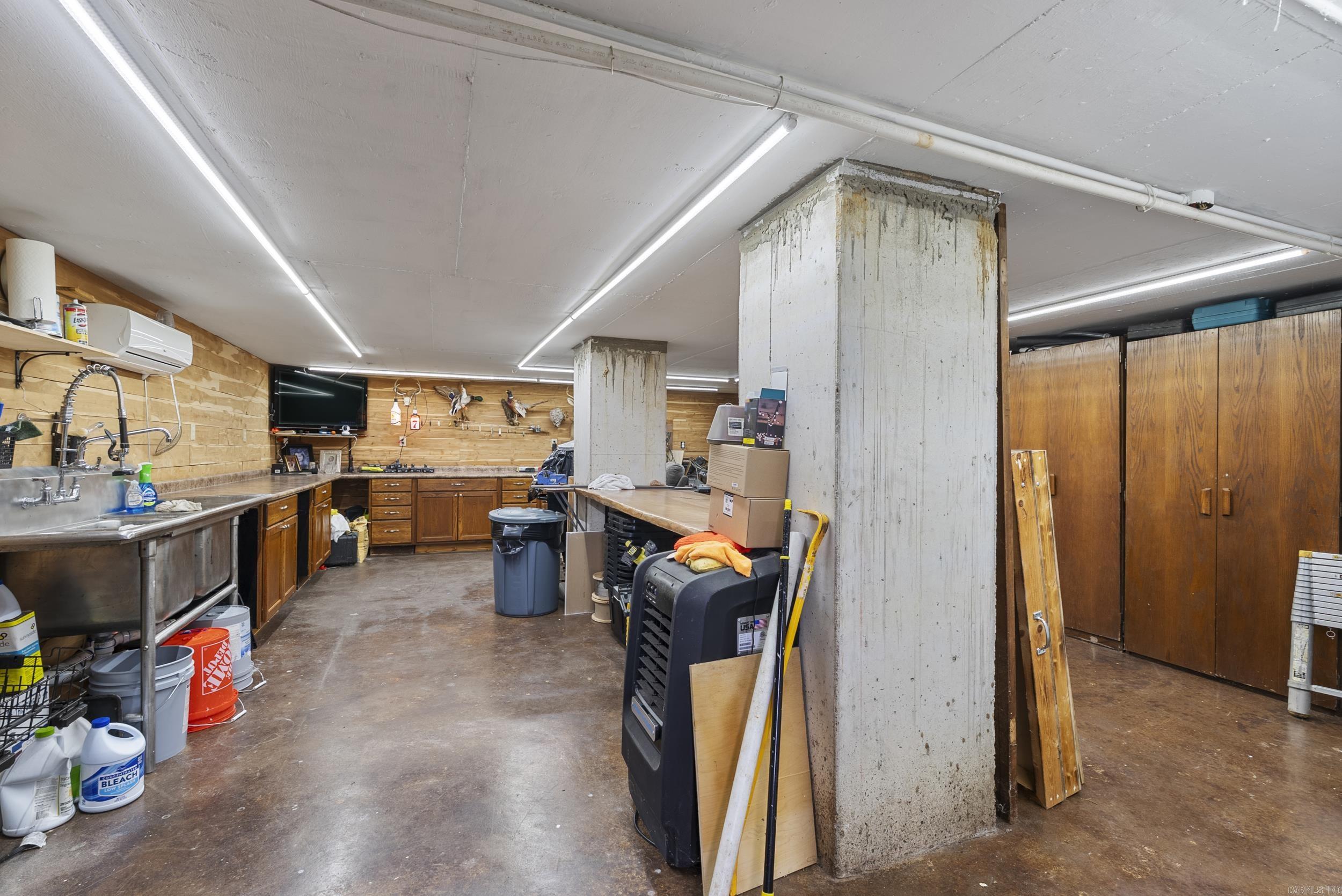 MEADOW RIDGE ESTATES - Residential