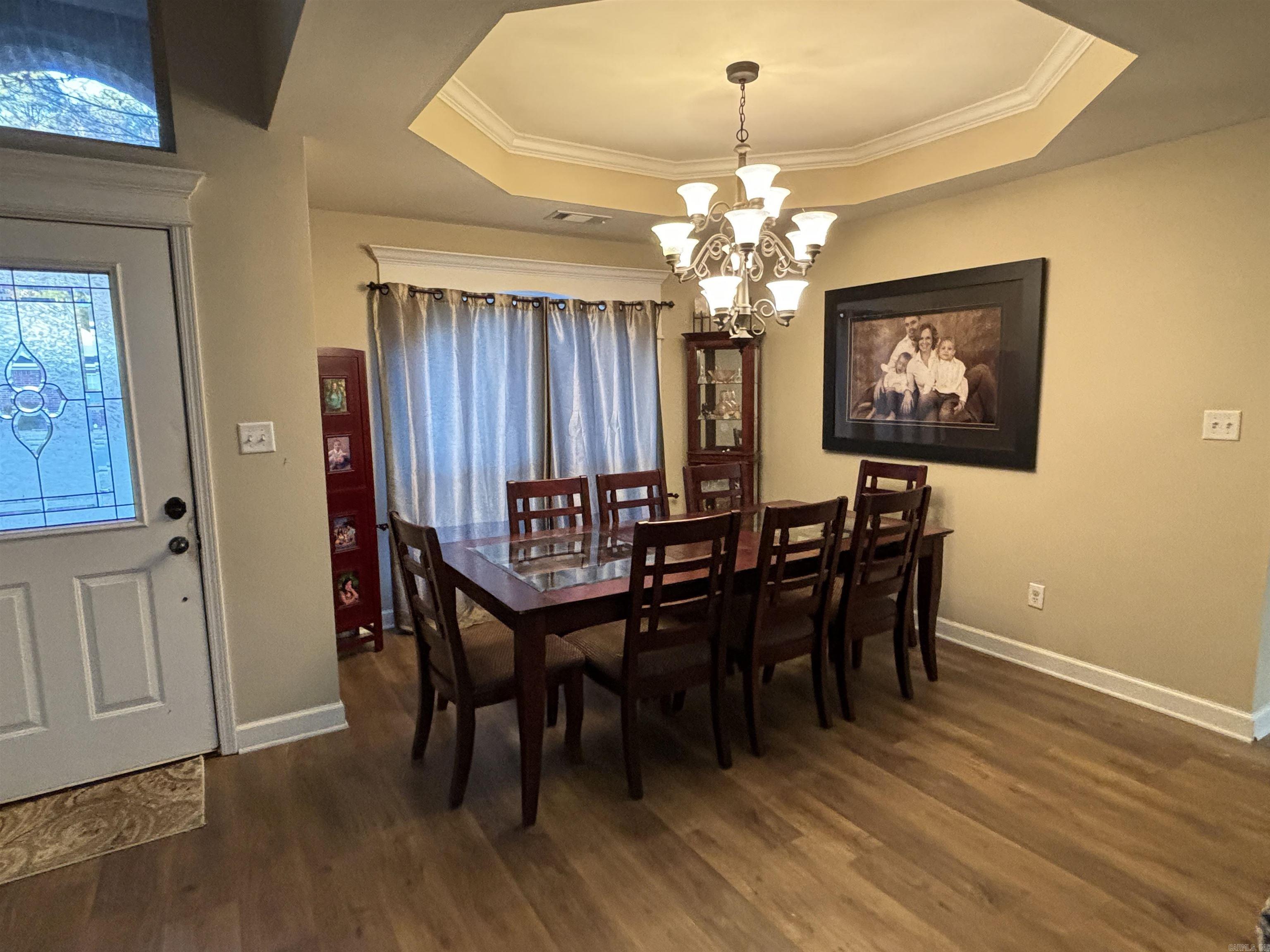 THE OAKS - Residential