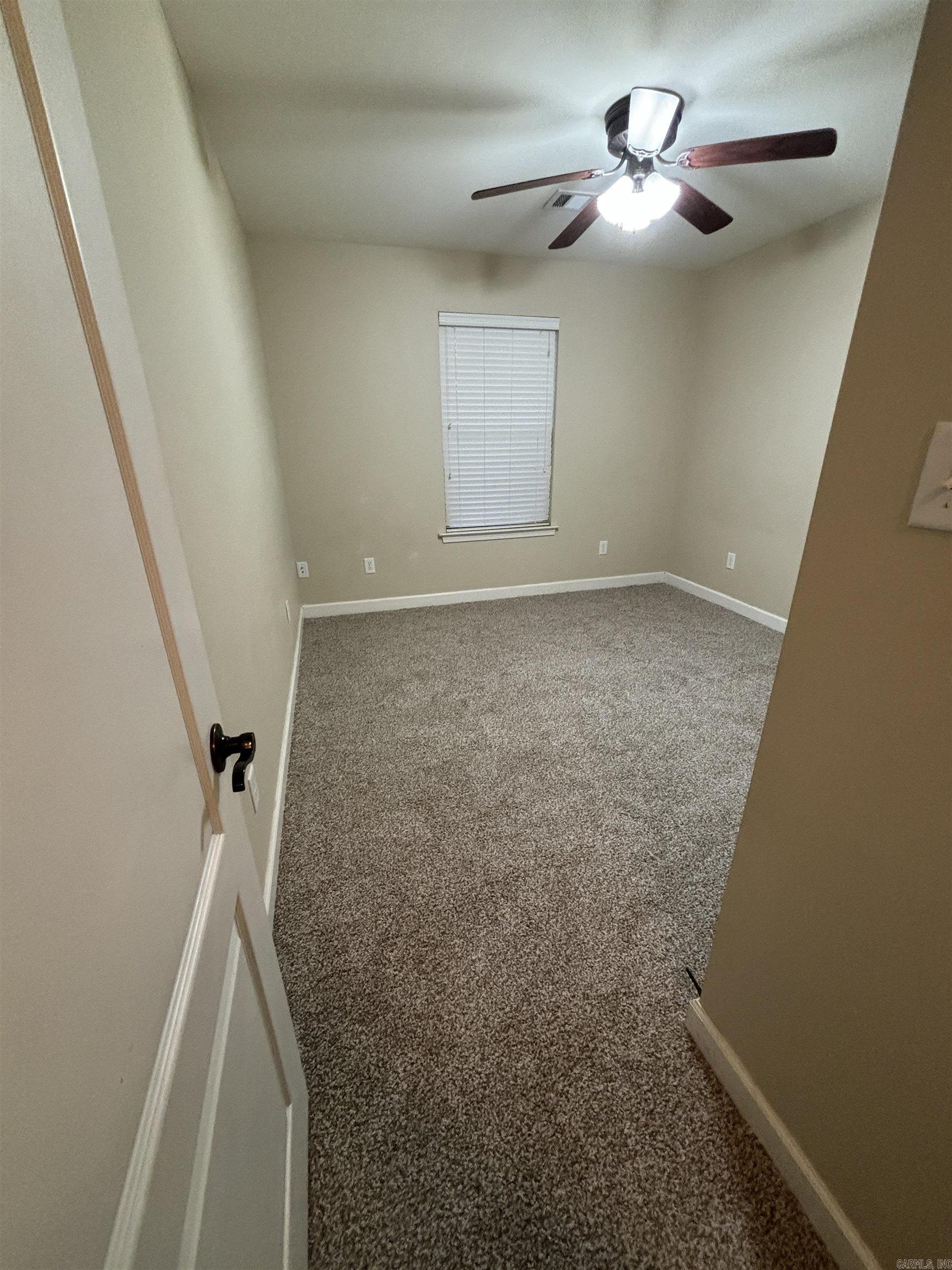 THE OAKS - Residential