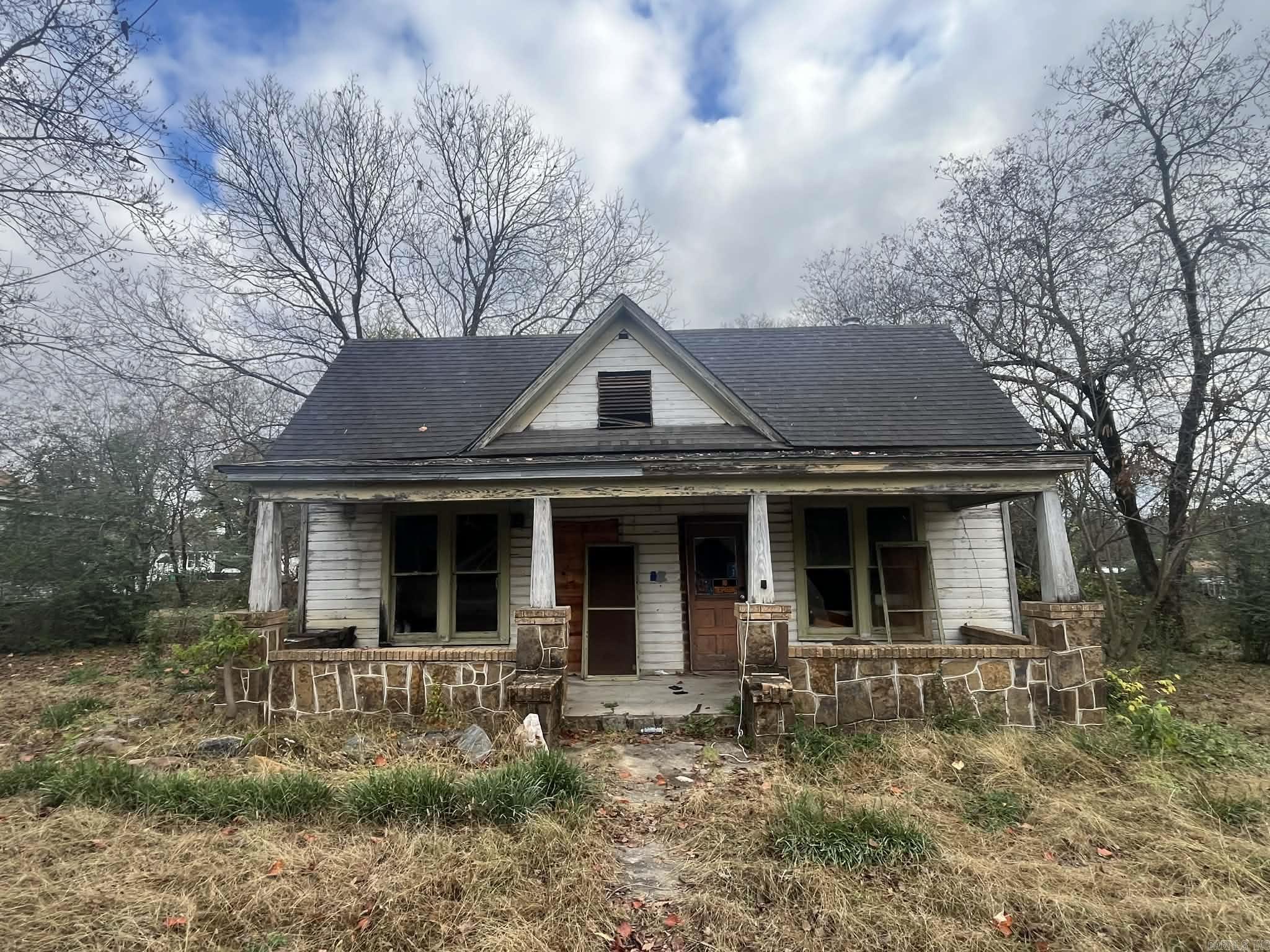 MENA ORIGINAL - Residential