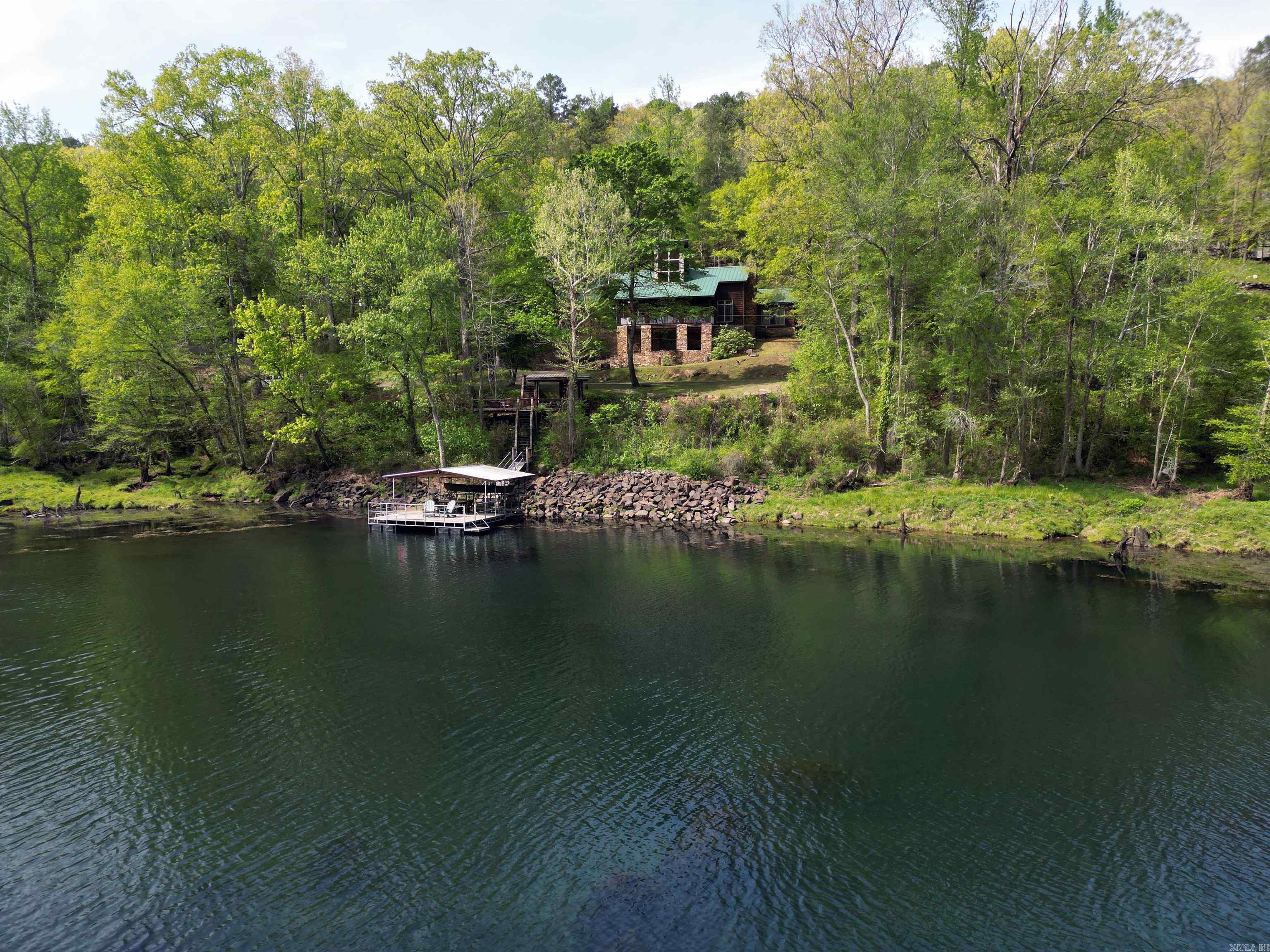 TROUT HAVEN - Residential