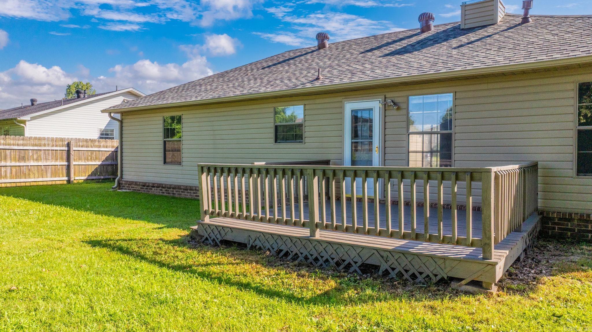 HUNTERS RUN - Residential