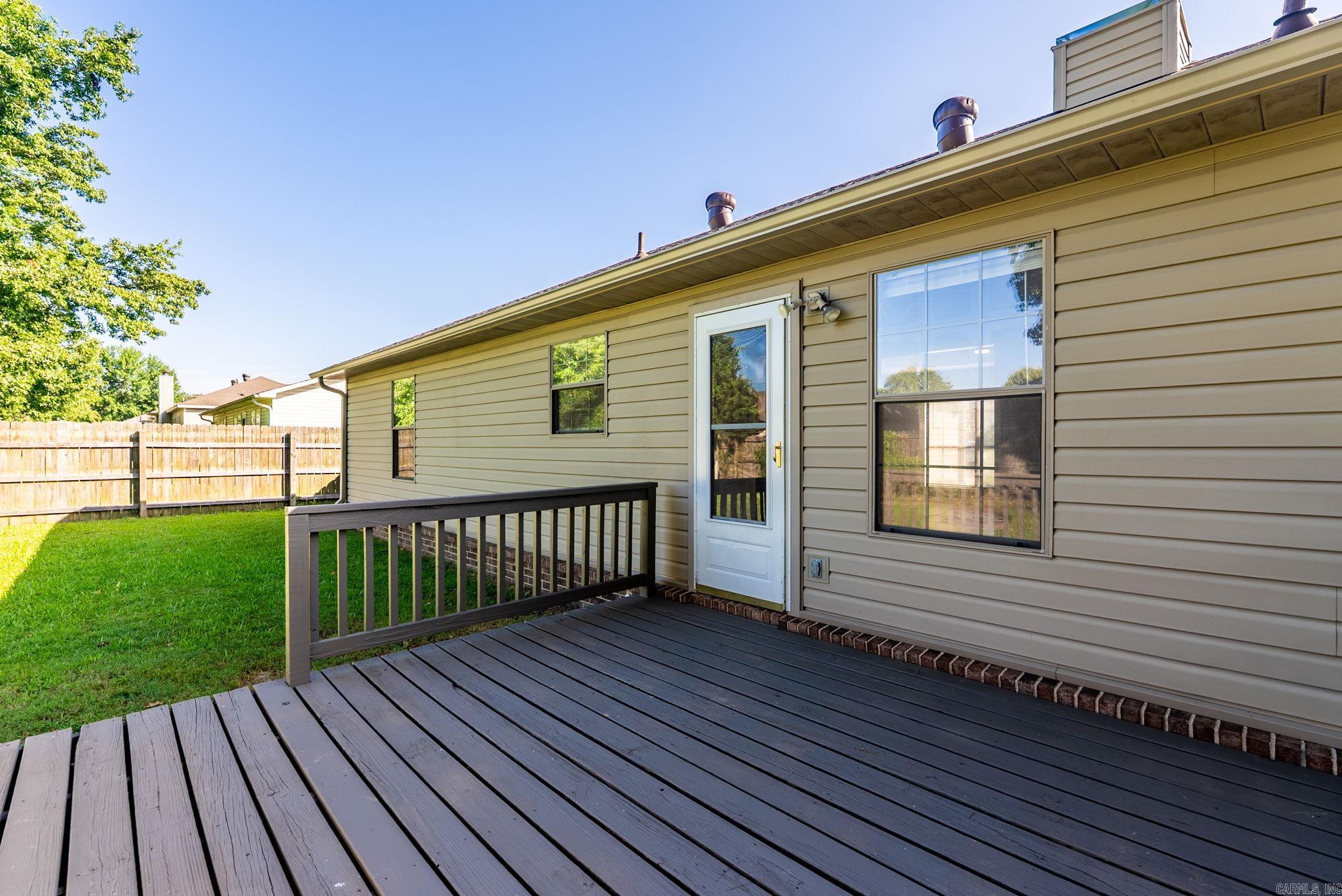 HUNTERS RUN - Residential