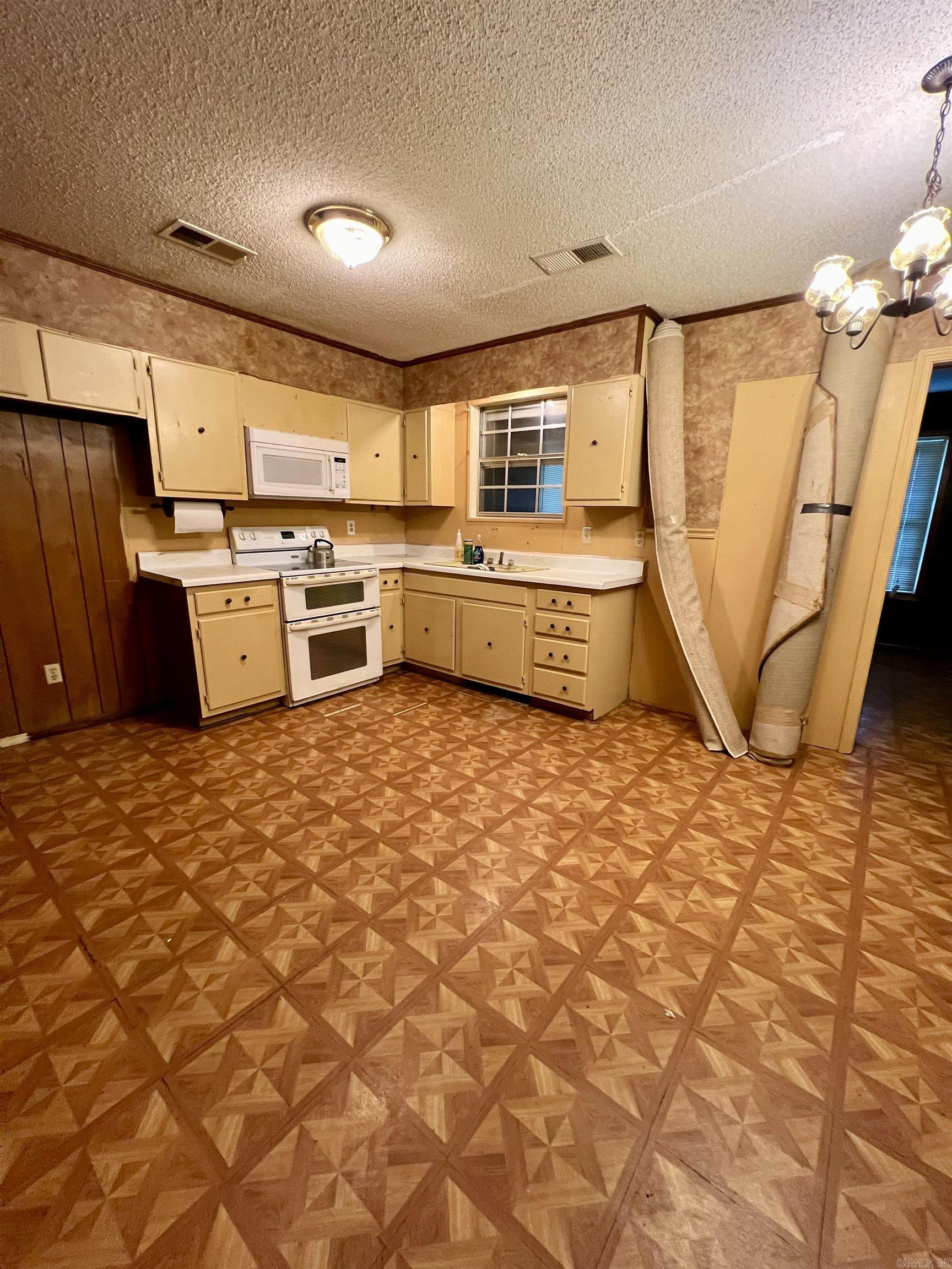 BRAWNERS SUBDIVISION - Residential