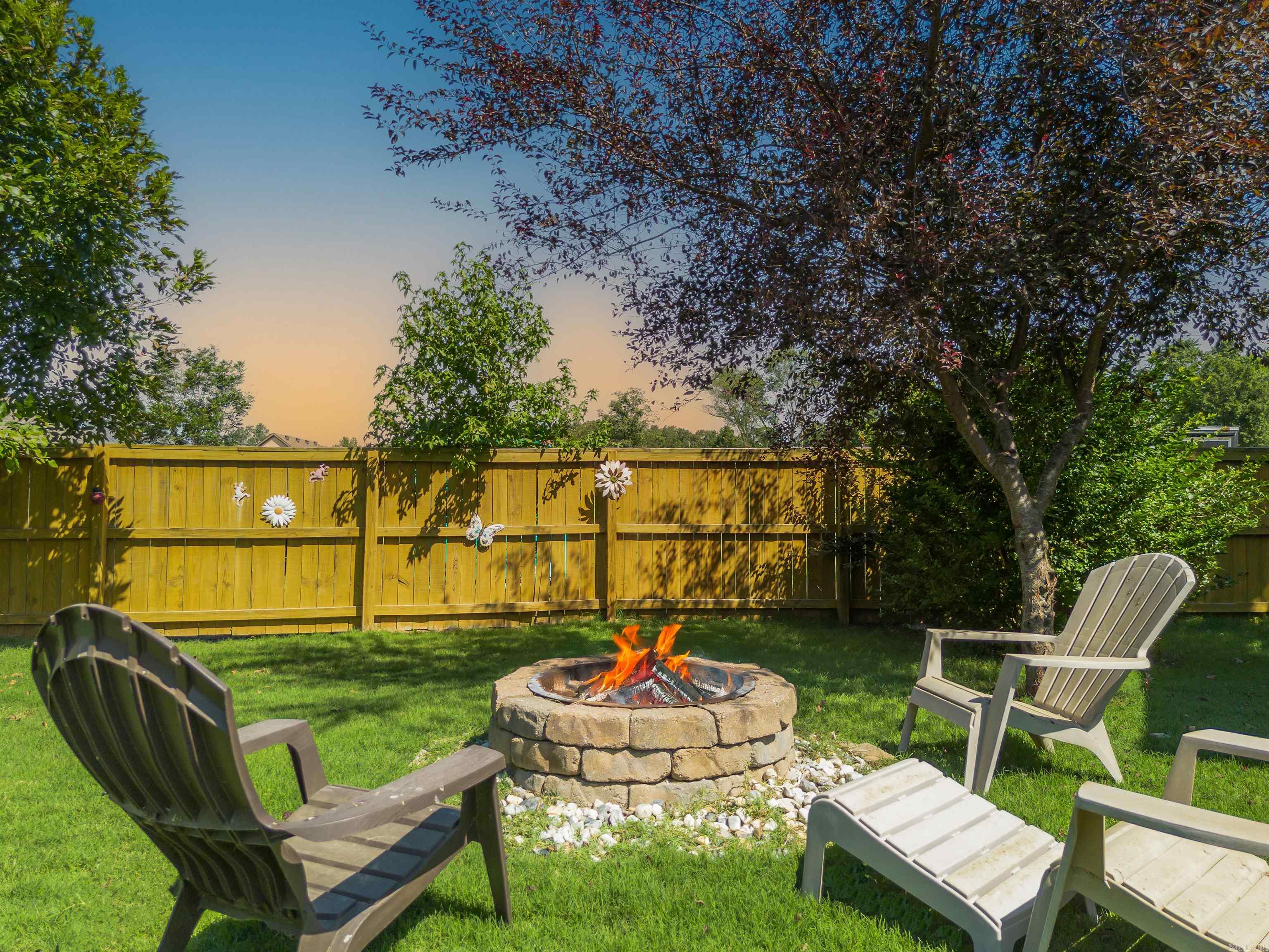 OLDE SALEM TOWNSHIP - Residential