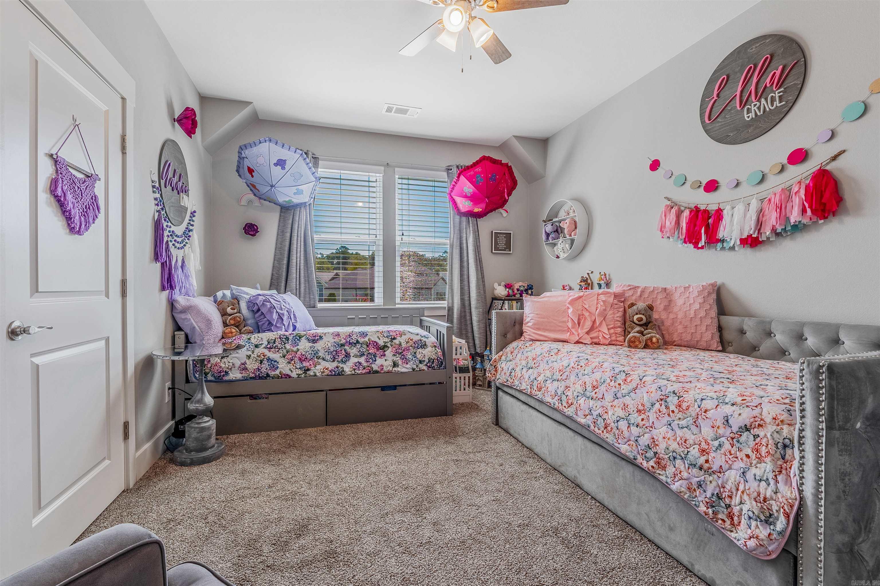 OLDE SALEM TOWNSHIP - Residential