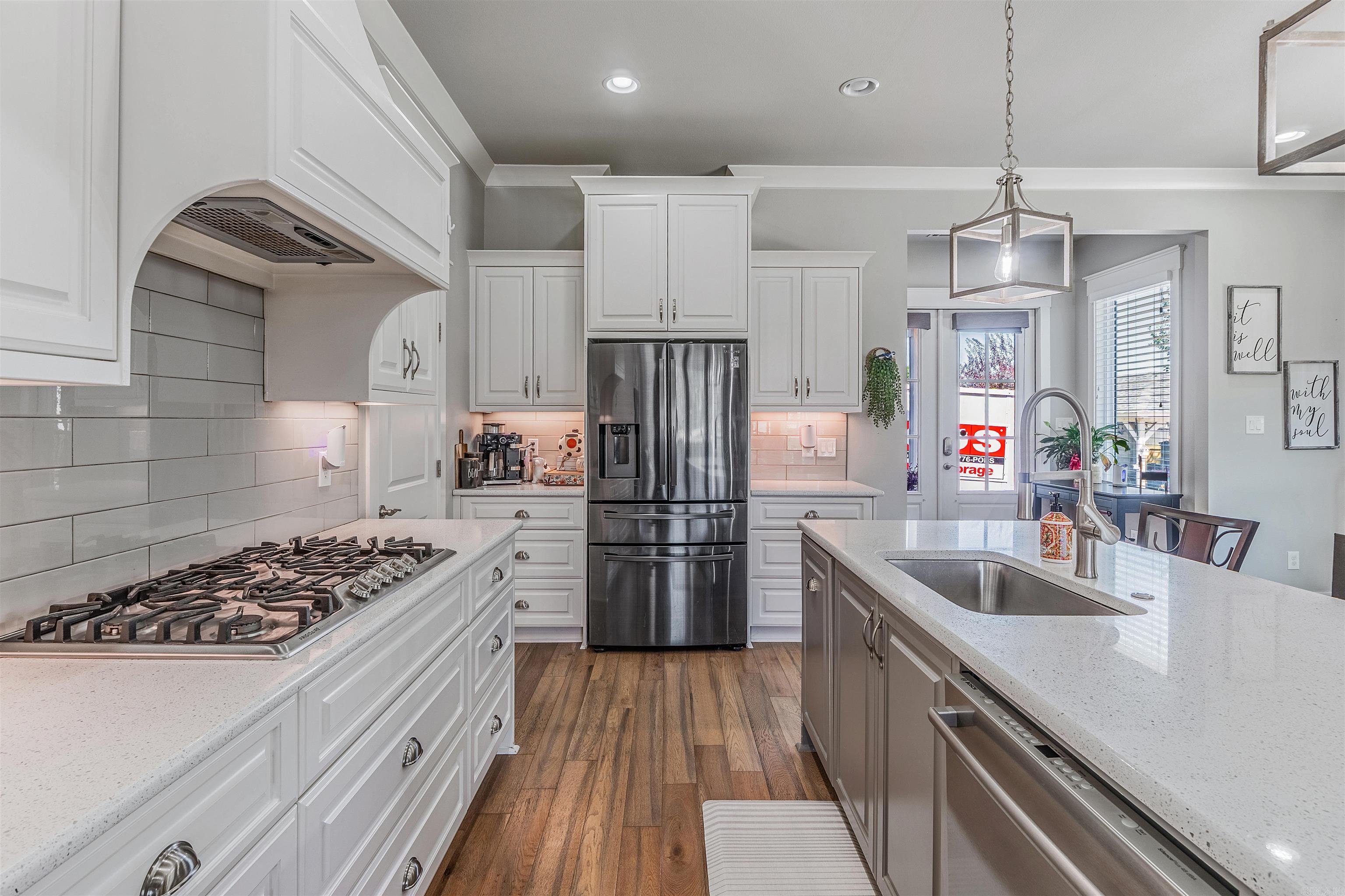 OLDE SALEM TOWNSHIP - Residential