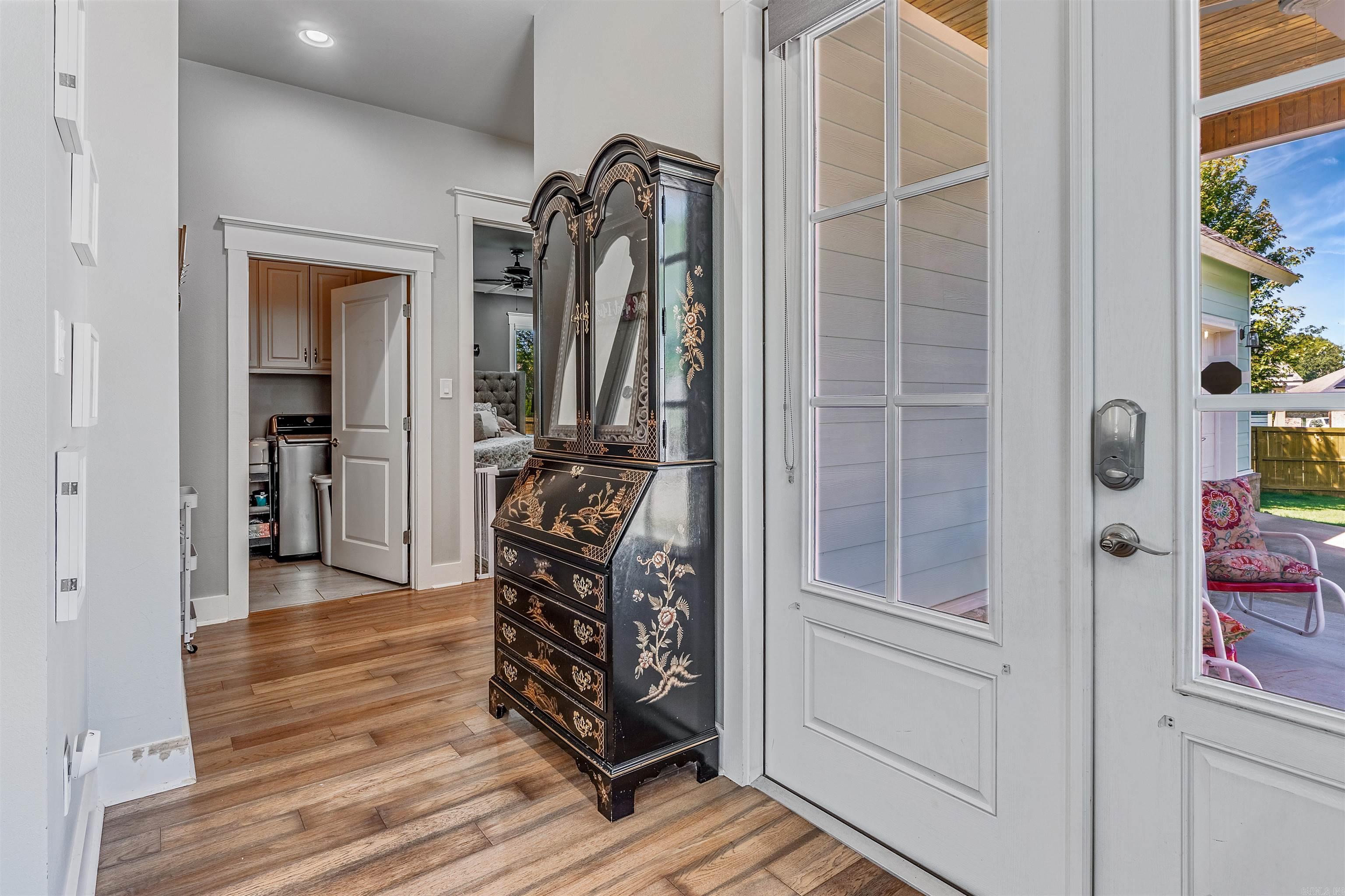 OLDE SALEM TOWNSHIP - Residential