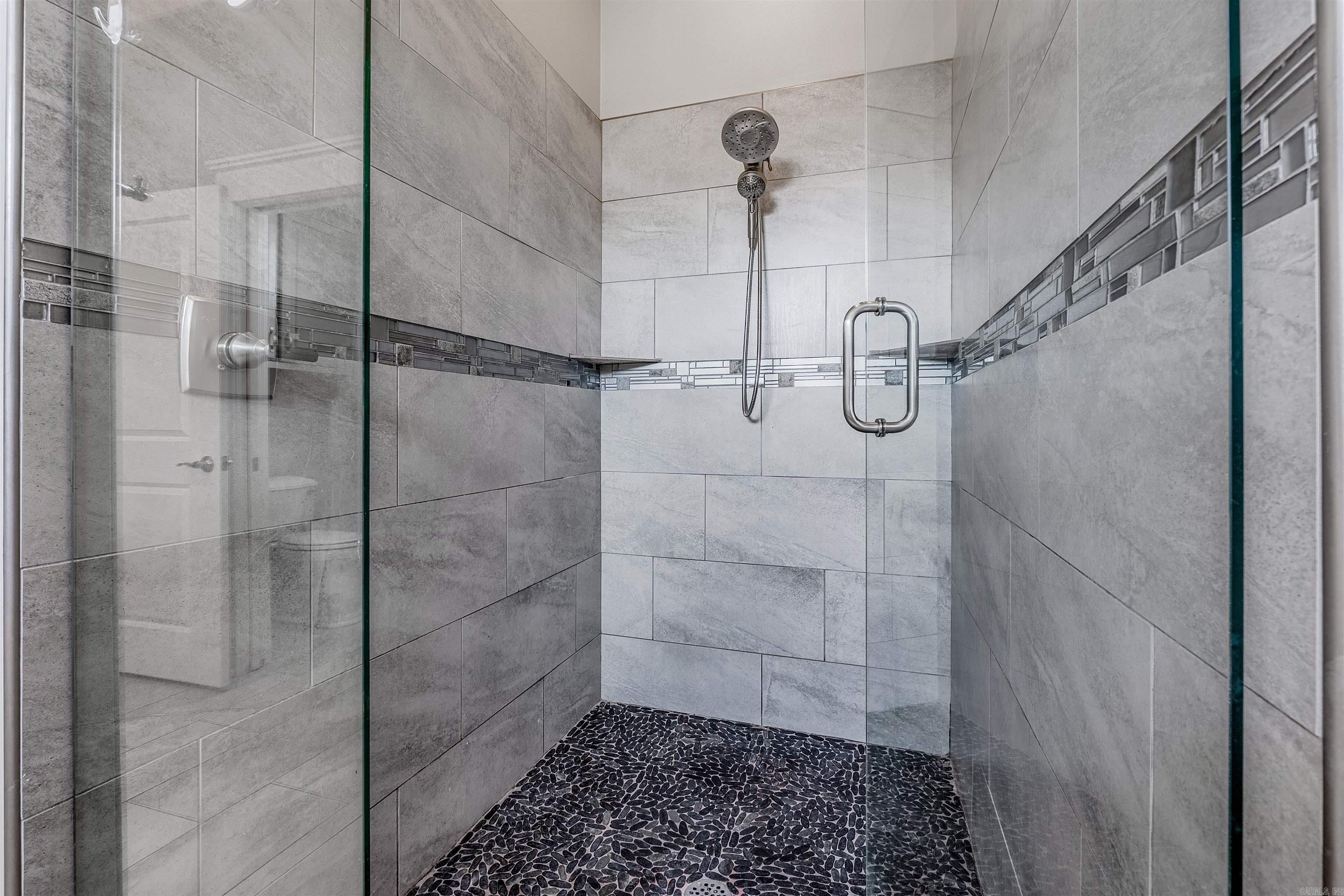 OLDE SALEM TOWNSHIP - Residential