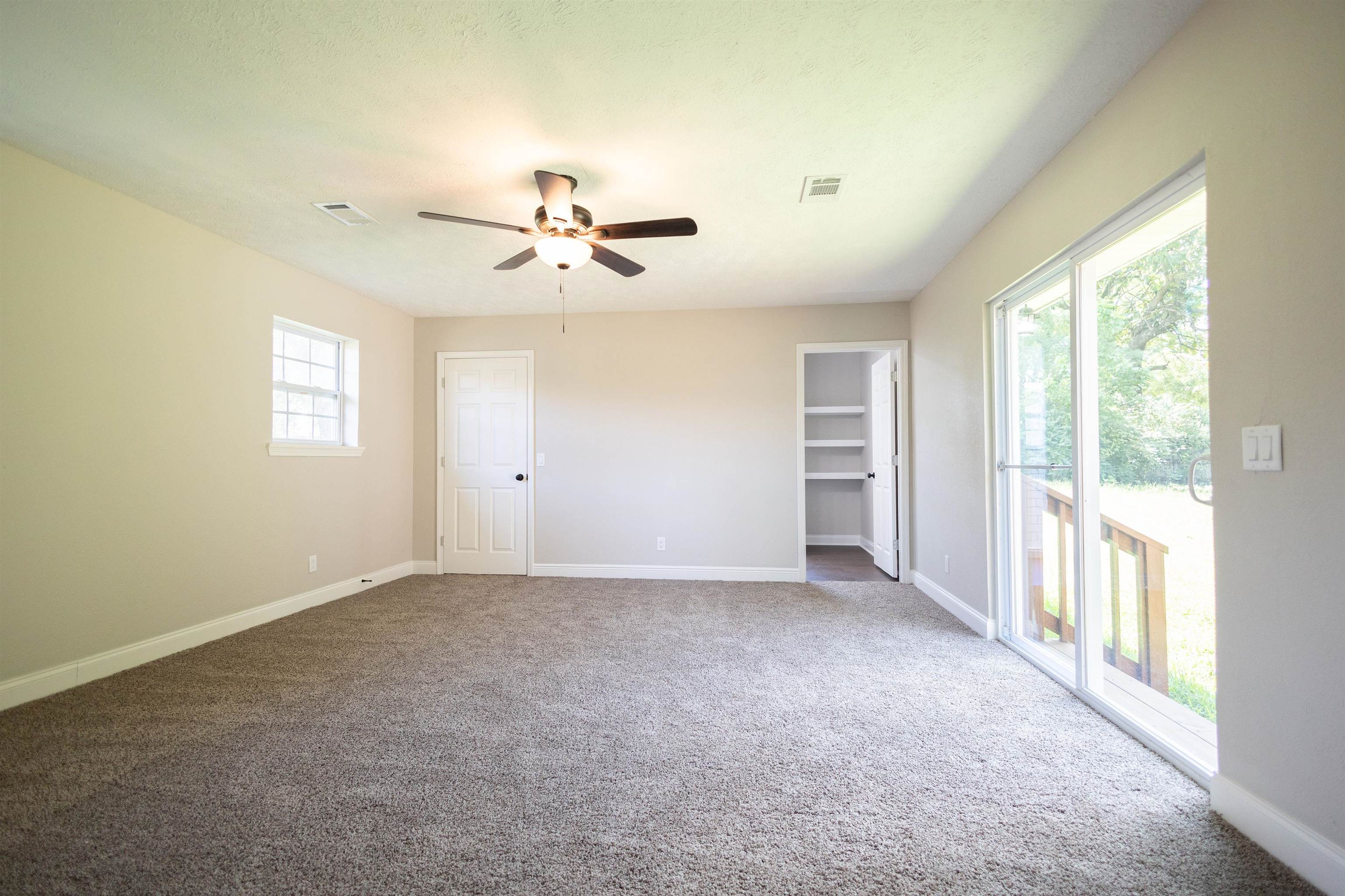 MAMMOTH SPRING ORIGINAL - Residential