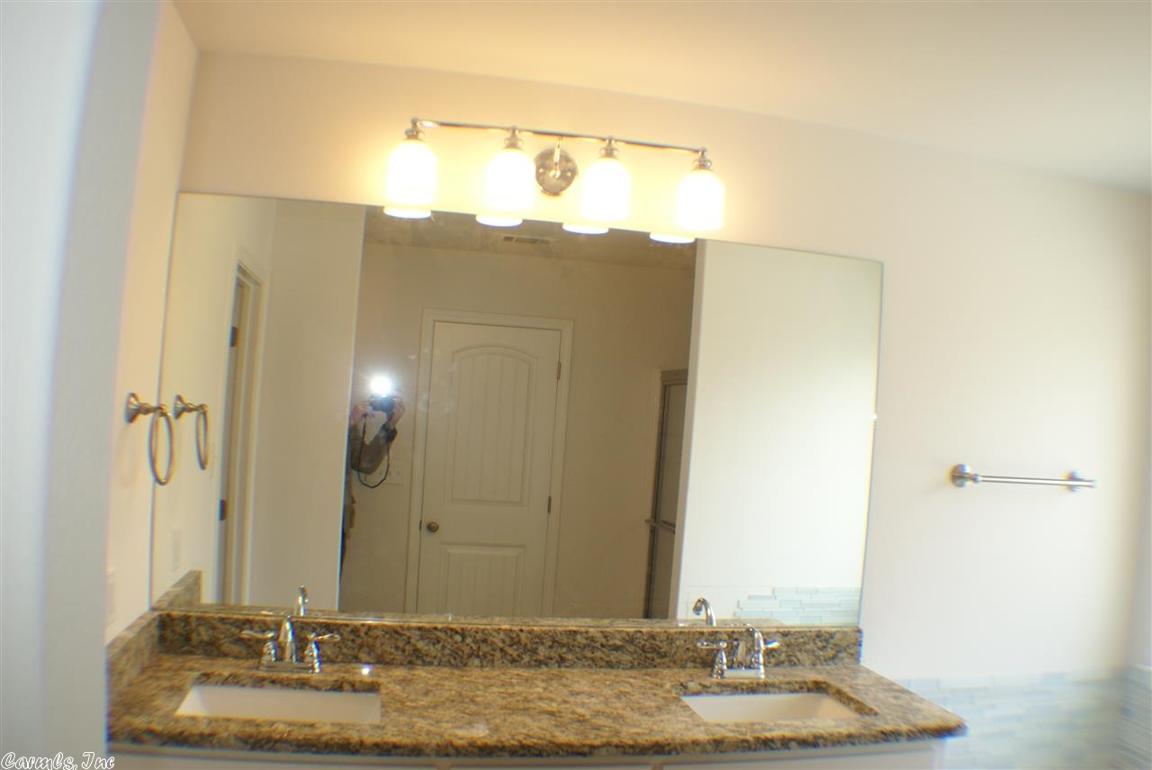 MEADOWLAKE - Residential