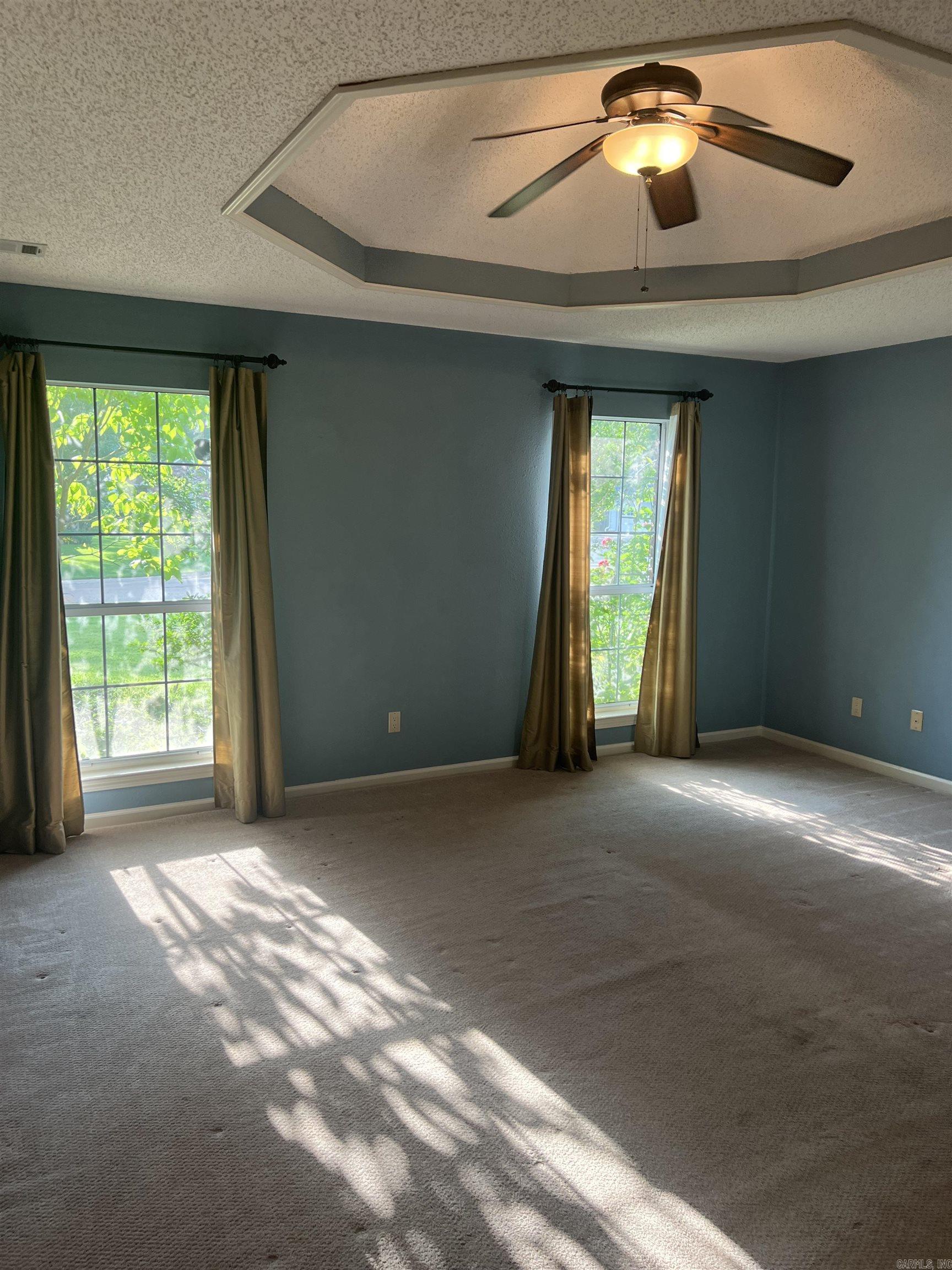 FOXWOOD J - Residential