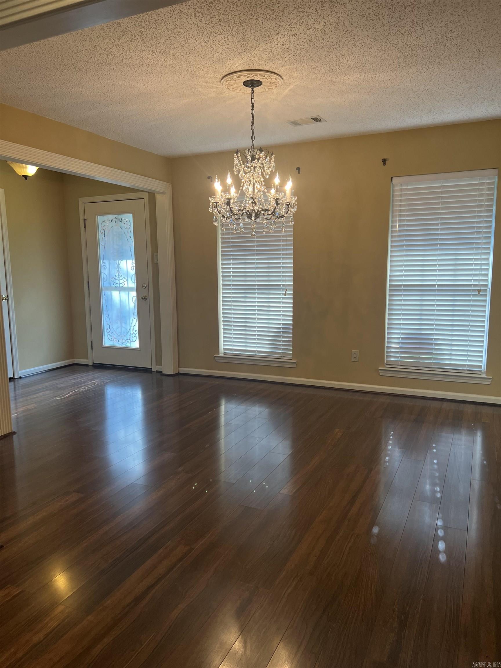 FOXWOOD J - Residential