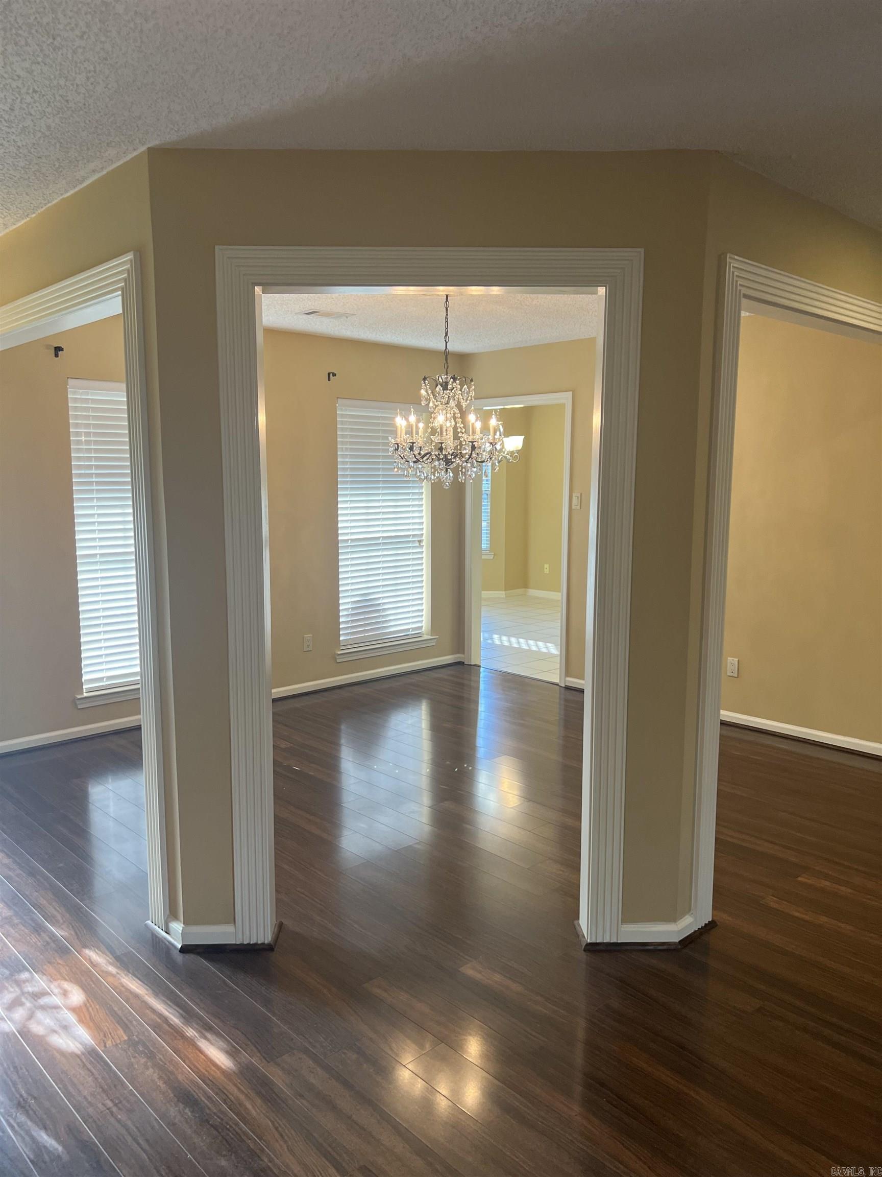 FOXWOOD J - Residential