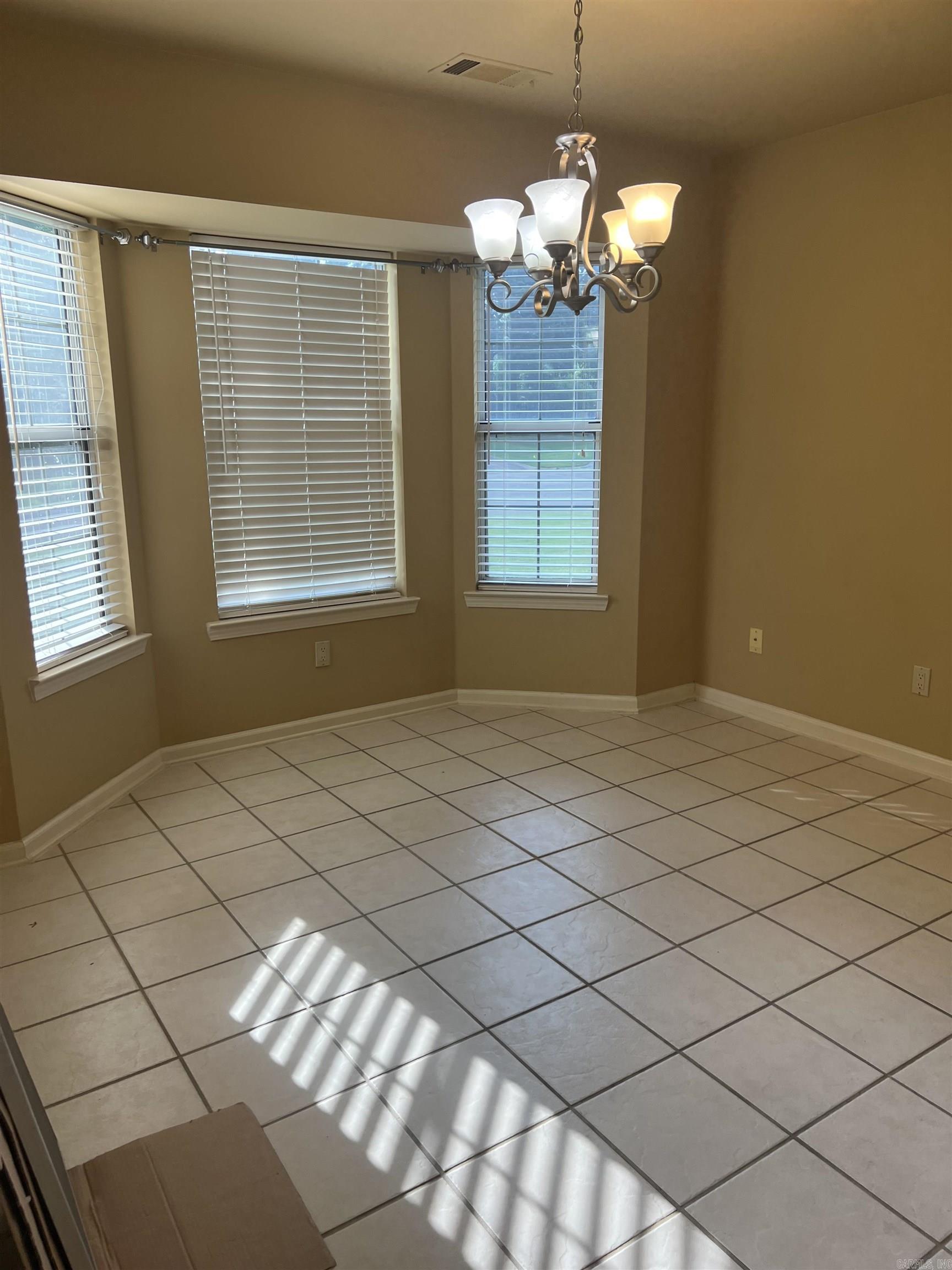 FOXWOOD J - Residential
