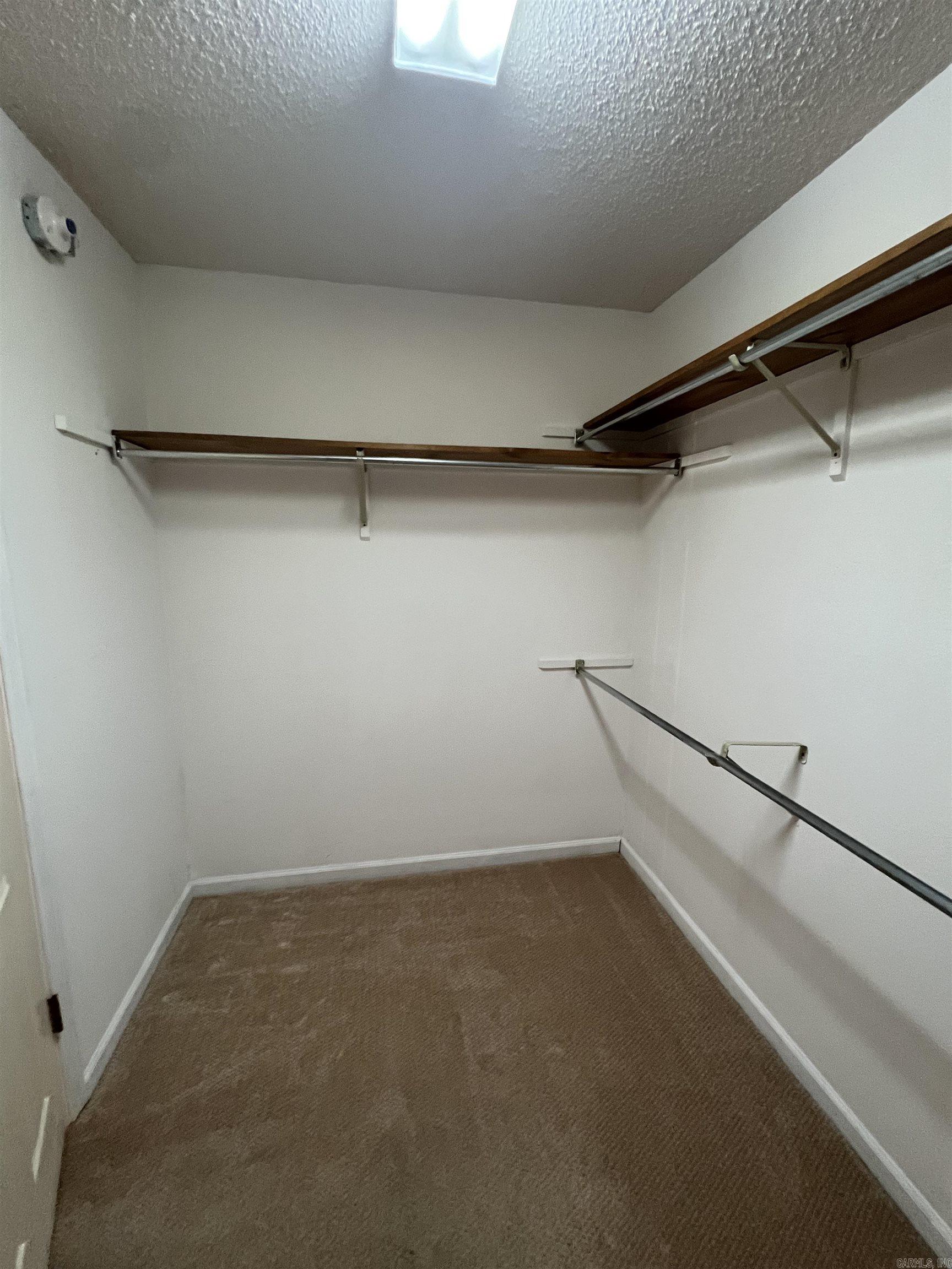 FOXWOOD J - Residential