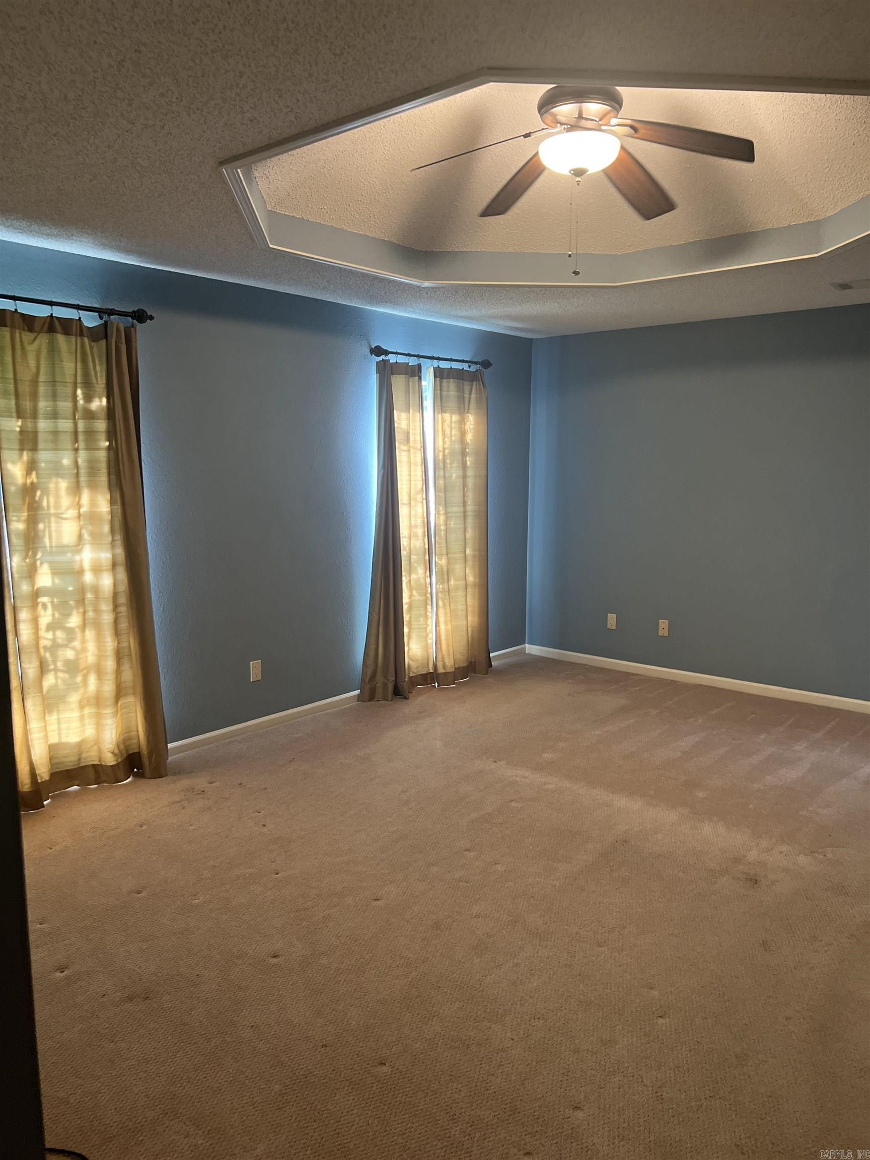 FOXWOOD J - Residential