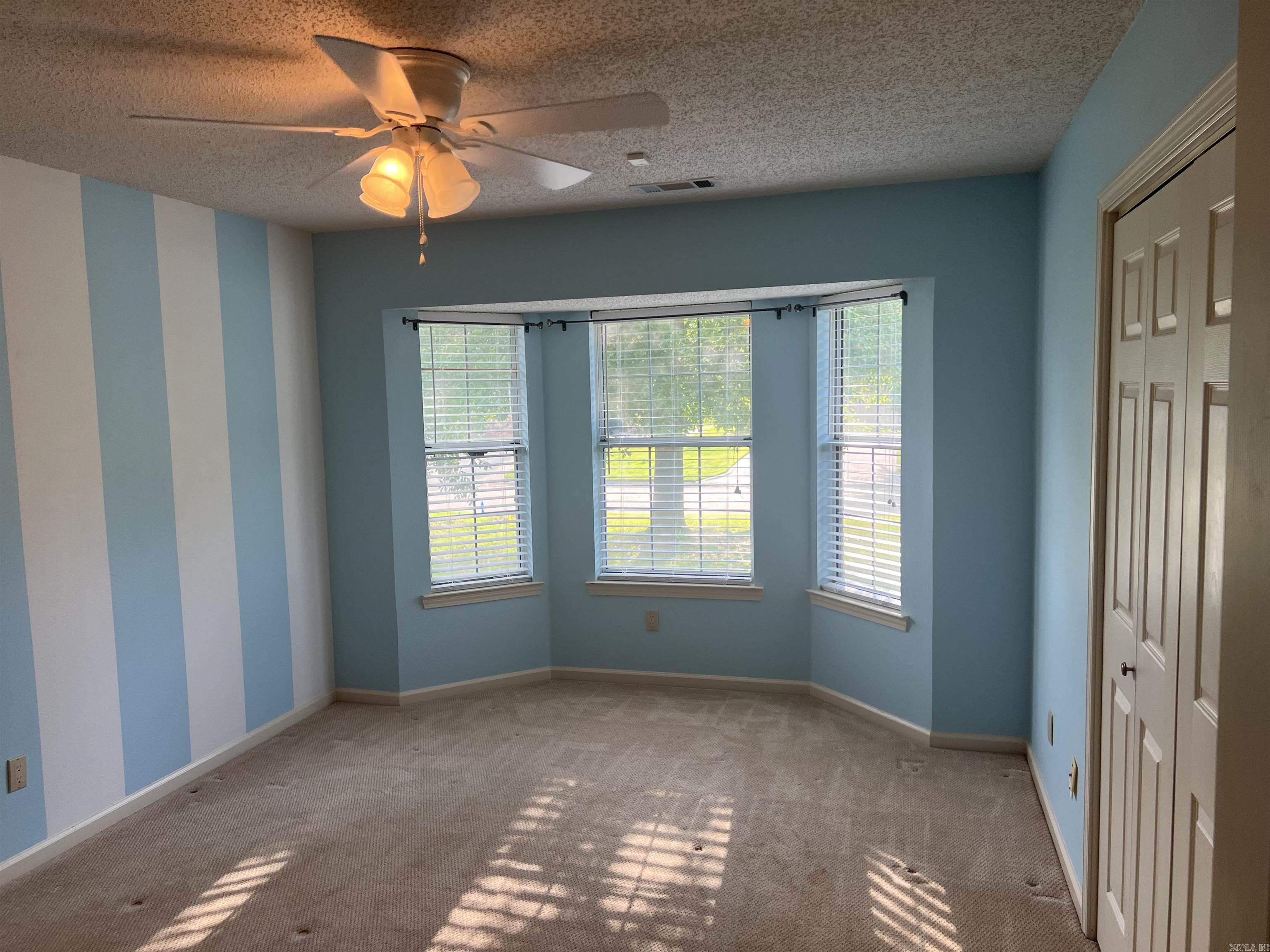 FOXWOOD J - Residential