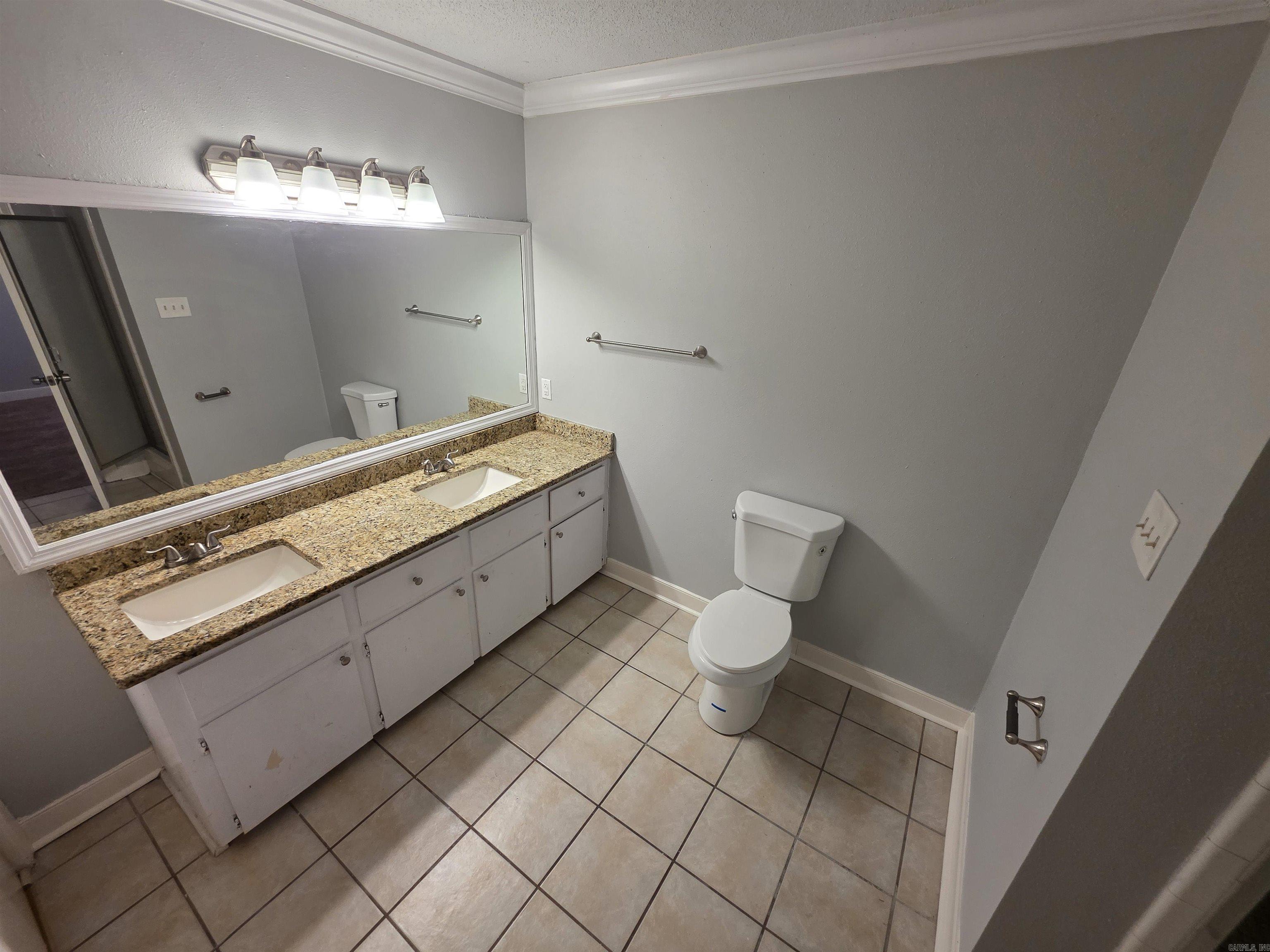 Parkwood - Residential Lease