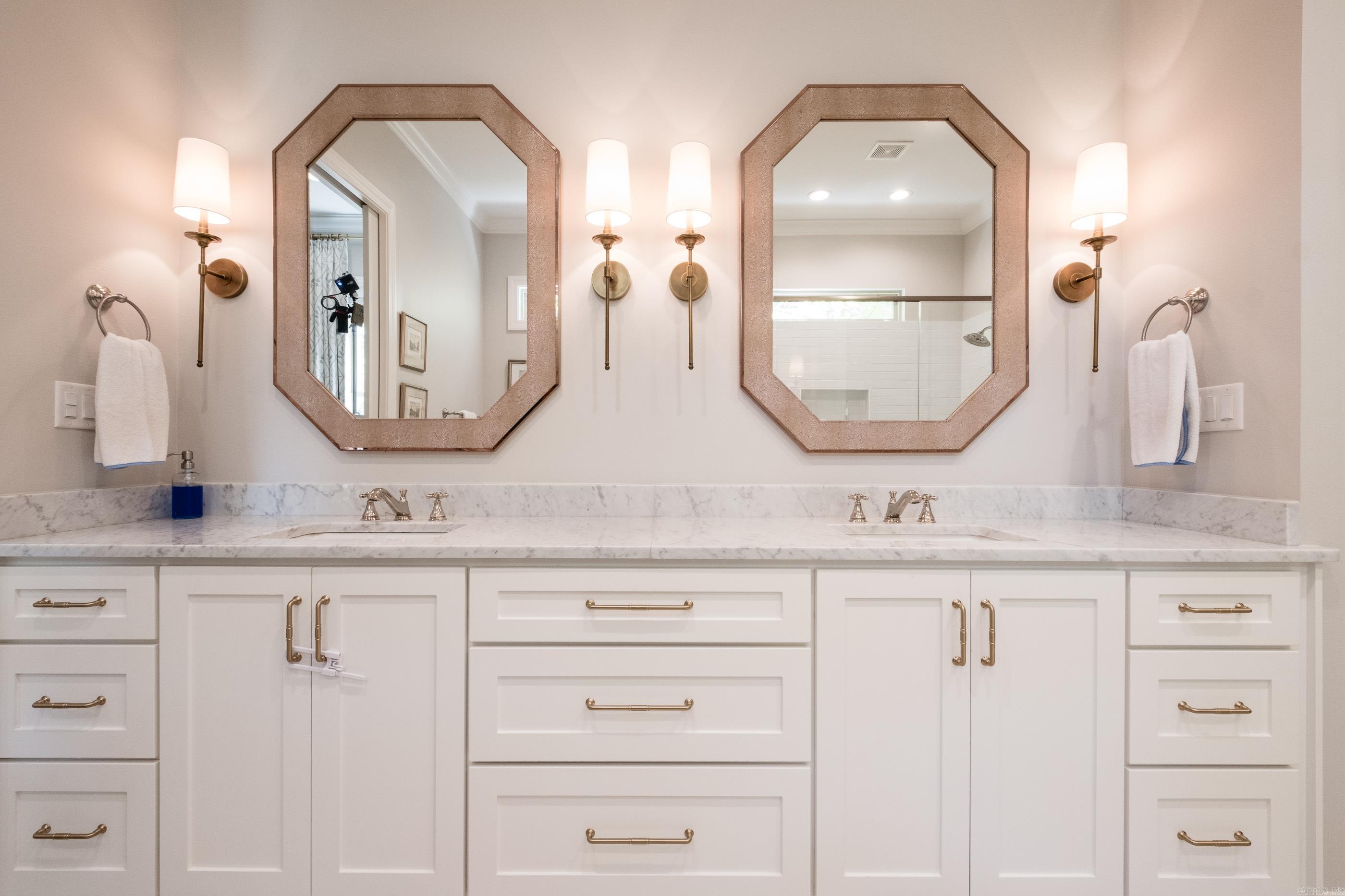 CAMMACK WOODS - Residential