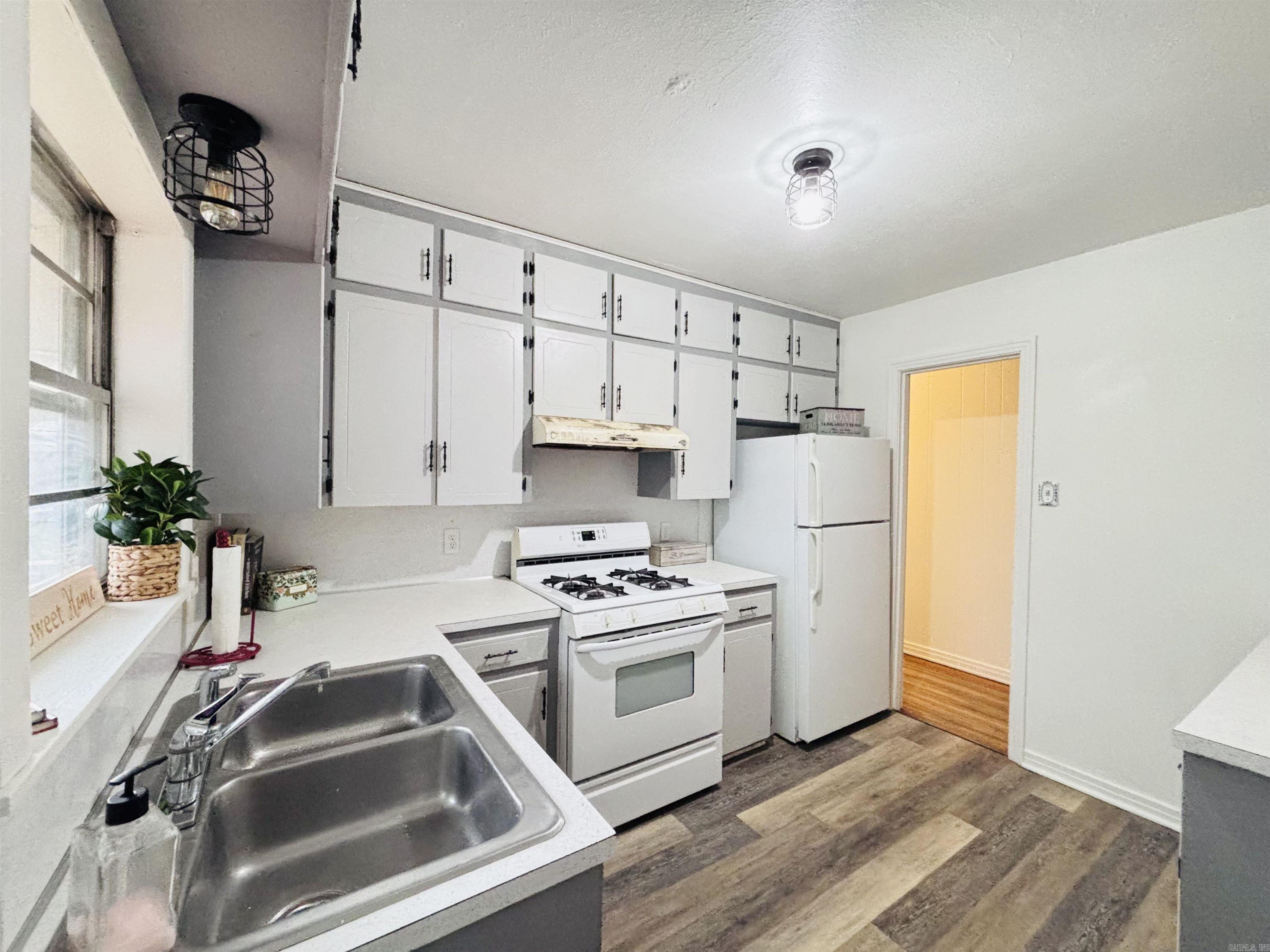 PARK VIEW - Residential