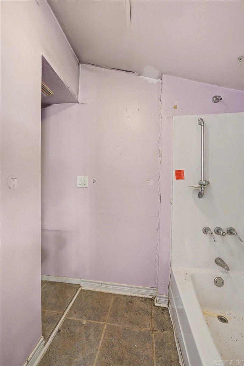 CANE CREEK MINI-FARMS - Residential