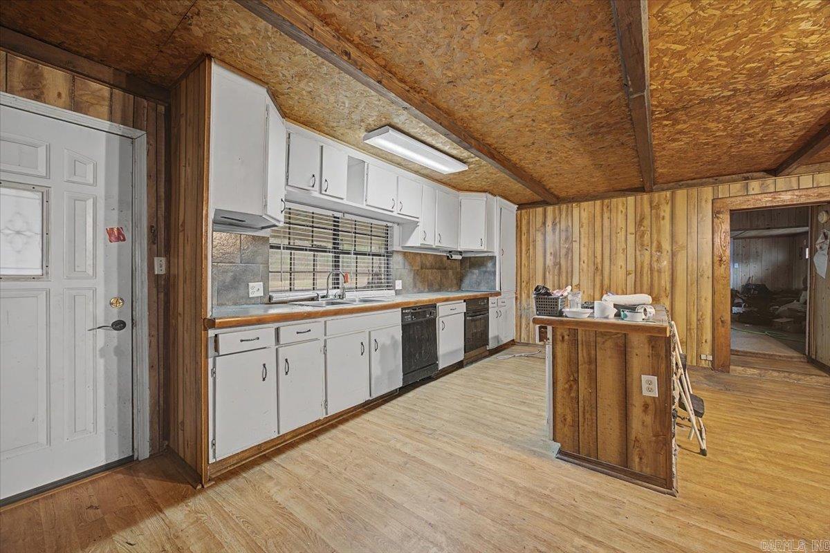 CANE CREEK MINI-FARMS - Residential