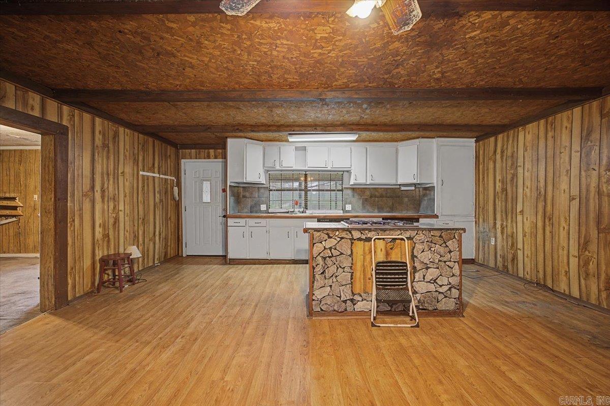 CANE CREEK MINI-FARMS - Residential