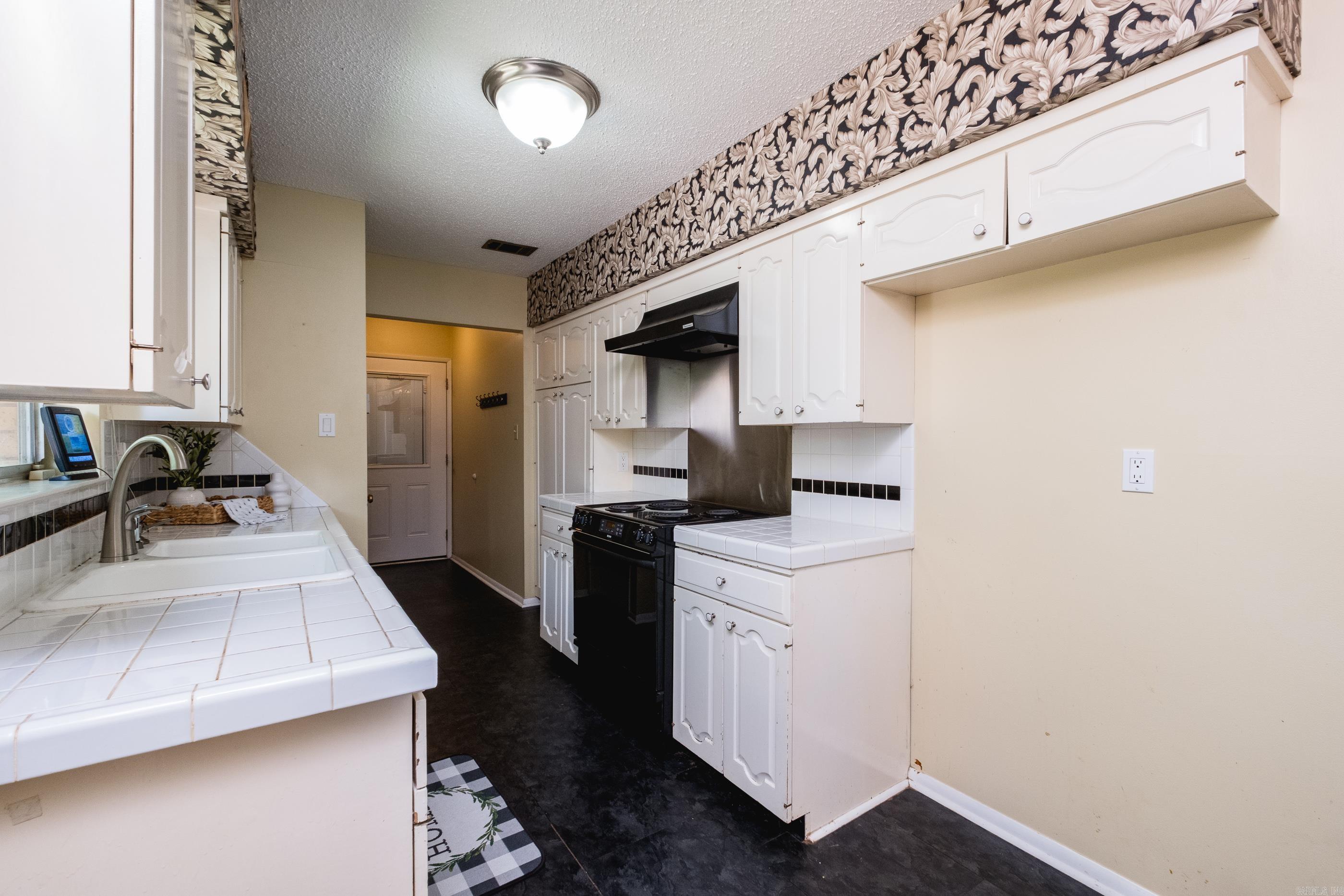 PLEASANT VALLEY - Residential