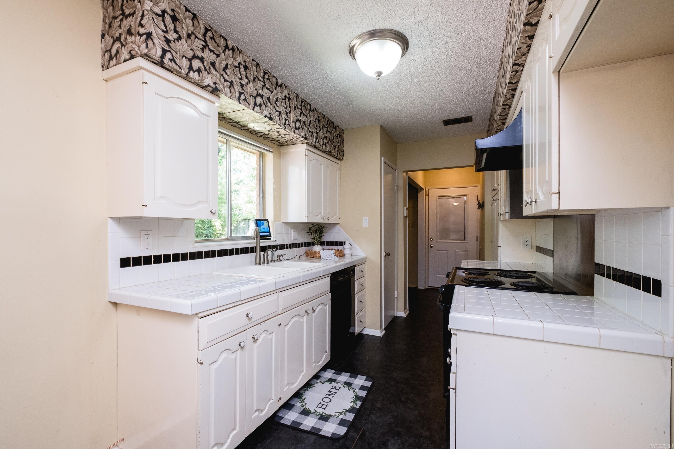 PLEASANT VALLEY - Residential