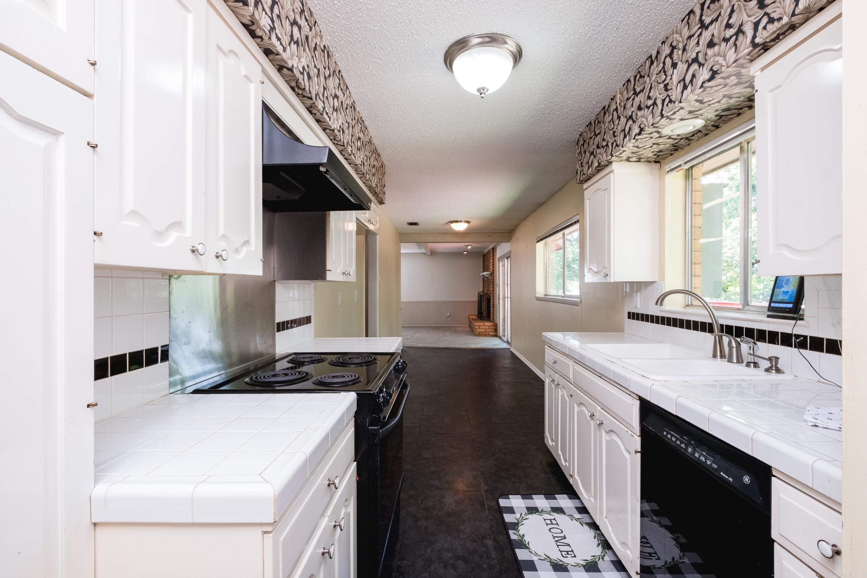 PLEASANT VALLEY - Residential