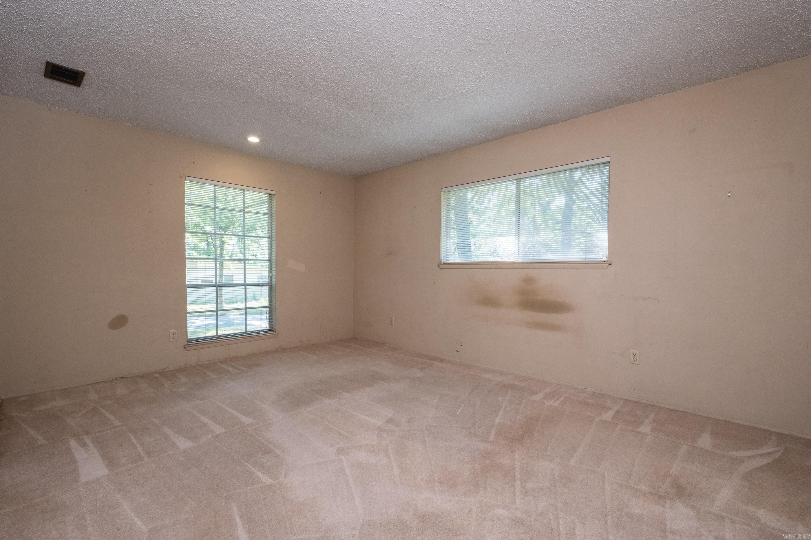 PLEASANT VALLEY - Residential