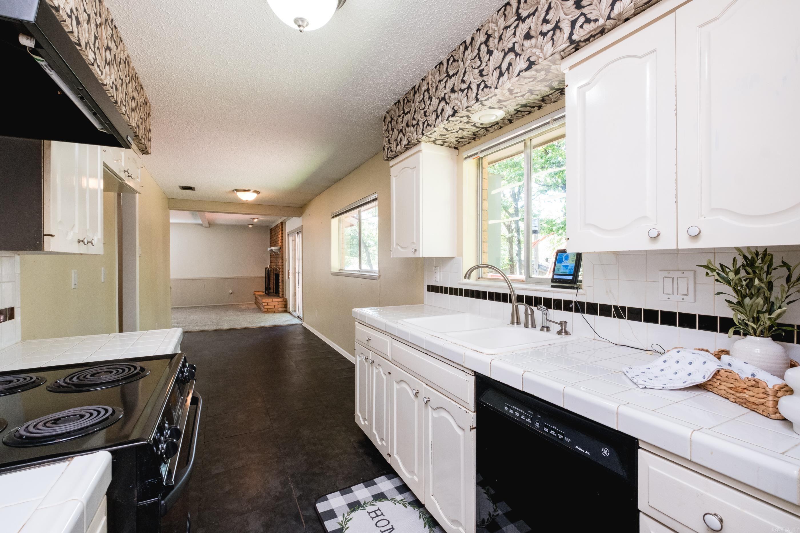 PLEASANT VALLEY - Residential