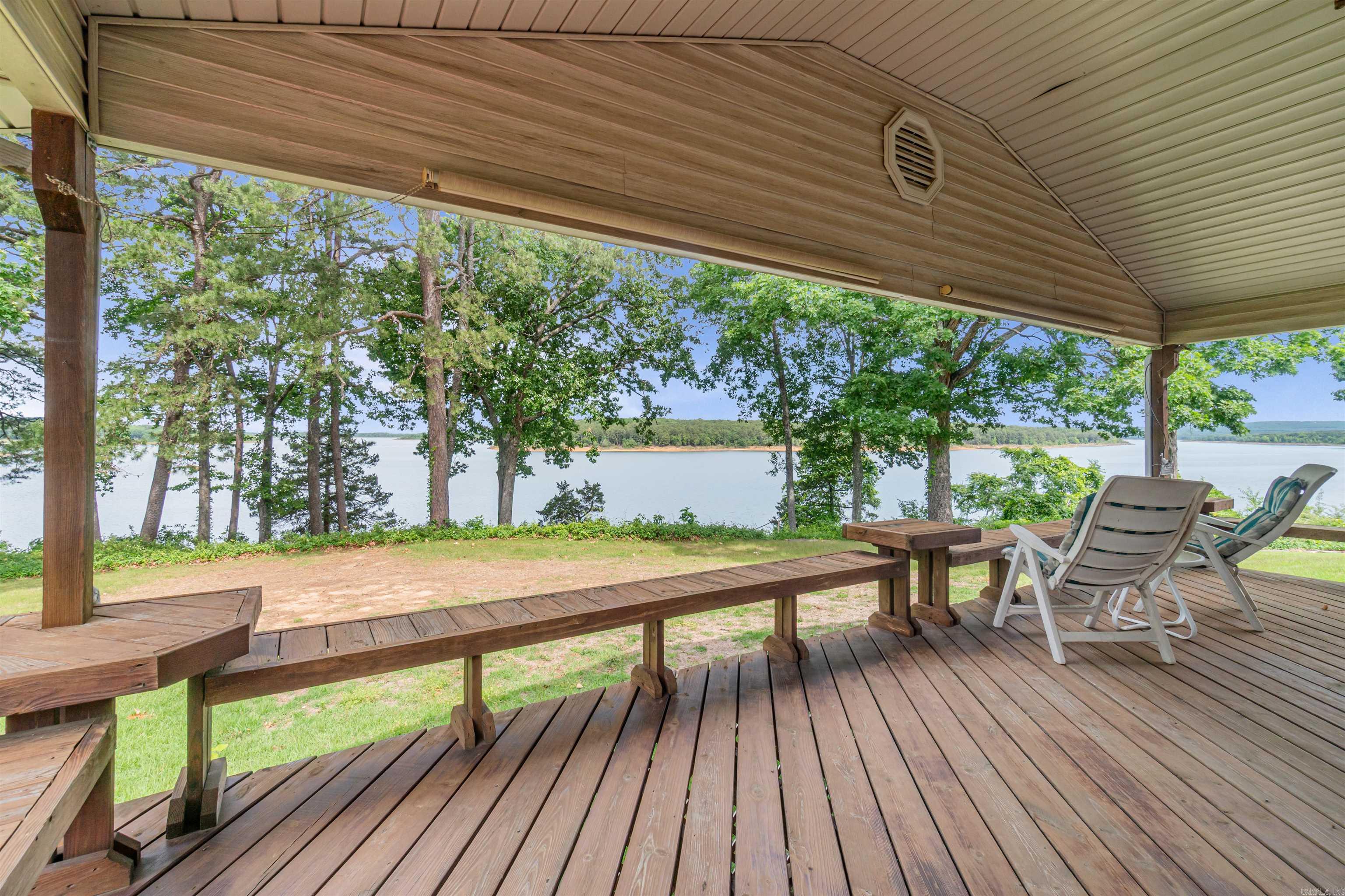 NAPLE HEIGHTS - LAKE - Residential
