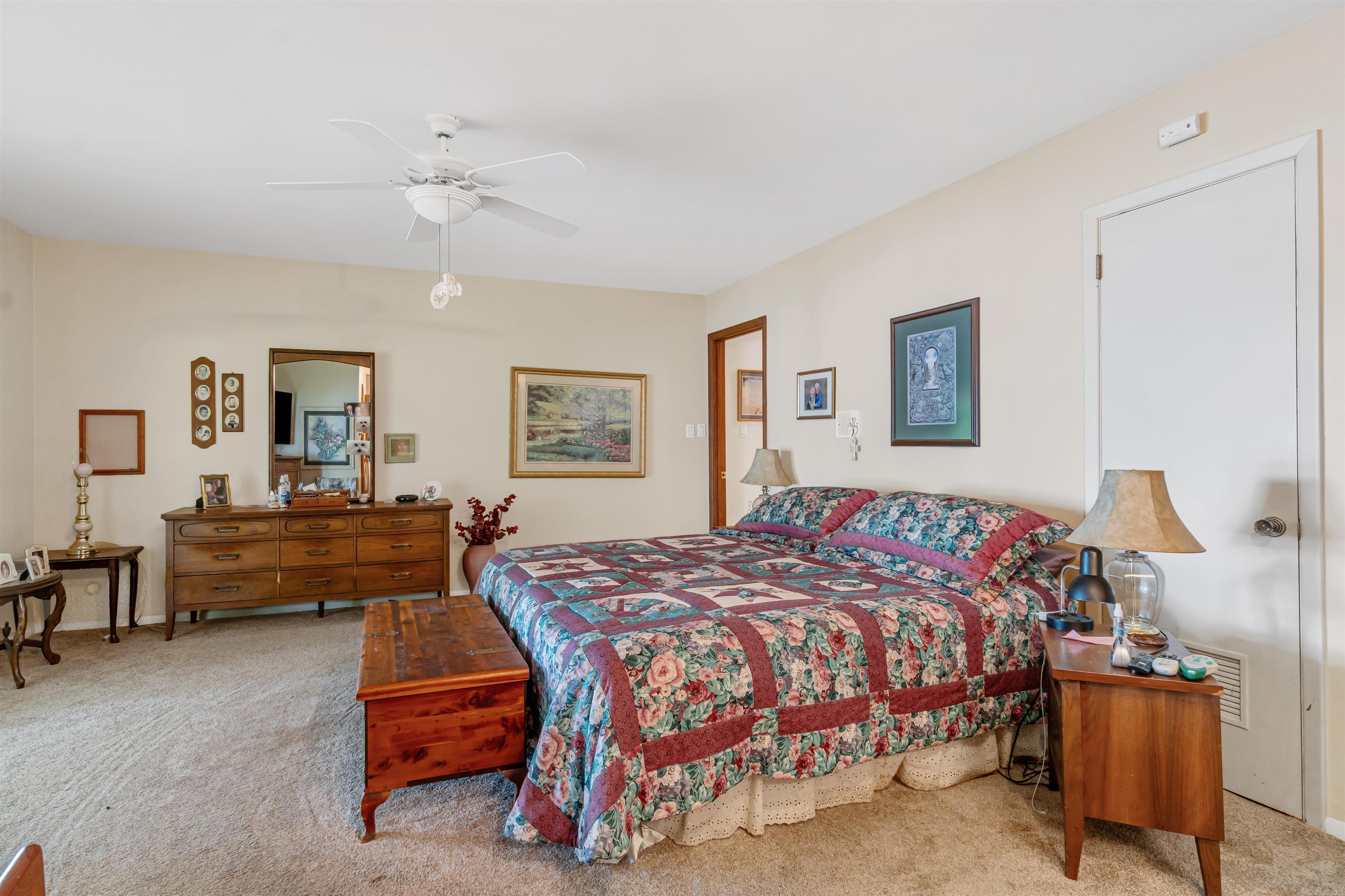 NAPLE HEIGHTS - LAKE - Residential