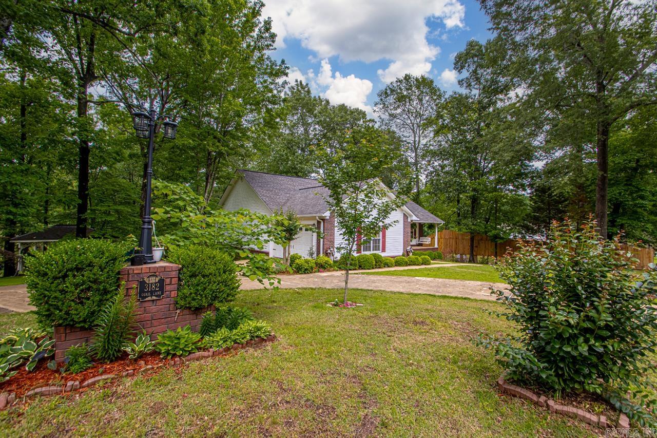 PEBBLE LAKE - Residential