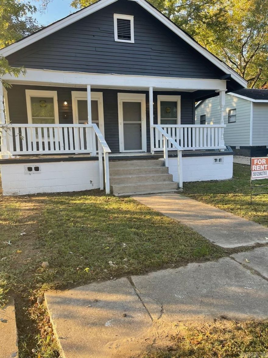 Great Little Rock Location. Charming duplex with that great southern front porch. Remolded in 2022, 2 units, 1 bedrm 1 bath each.  Great Corner lot, quaint street. Updated inside with the Charm of the 1930's bungalow. The roof and hvac were new in 2022 remodel. Live in one side and rent the other, rent out both sides, the possibilities are endless. Can be purchased alone or in combination with other properties currently listed.   Rented at $825 and $775.00 currently.   Each unit is approximately  600 sq ft.  PLS SEE AGENT REMARKS FOR ADDITIONAL DETAILS