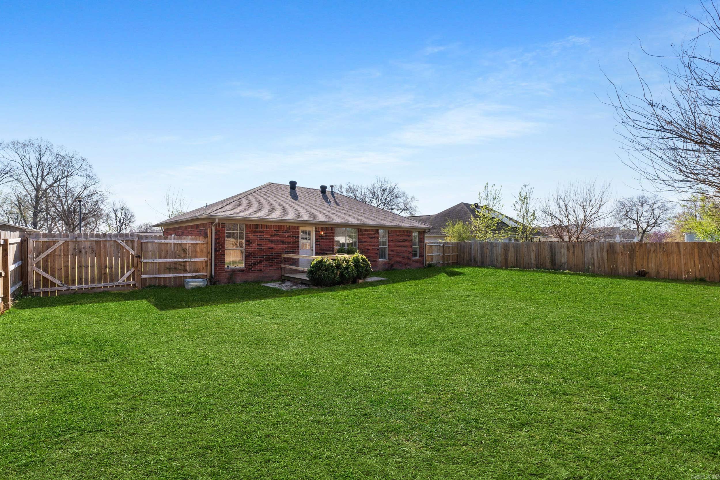 ARKANSAS ESTATES - Residential