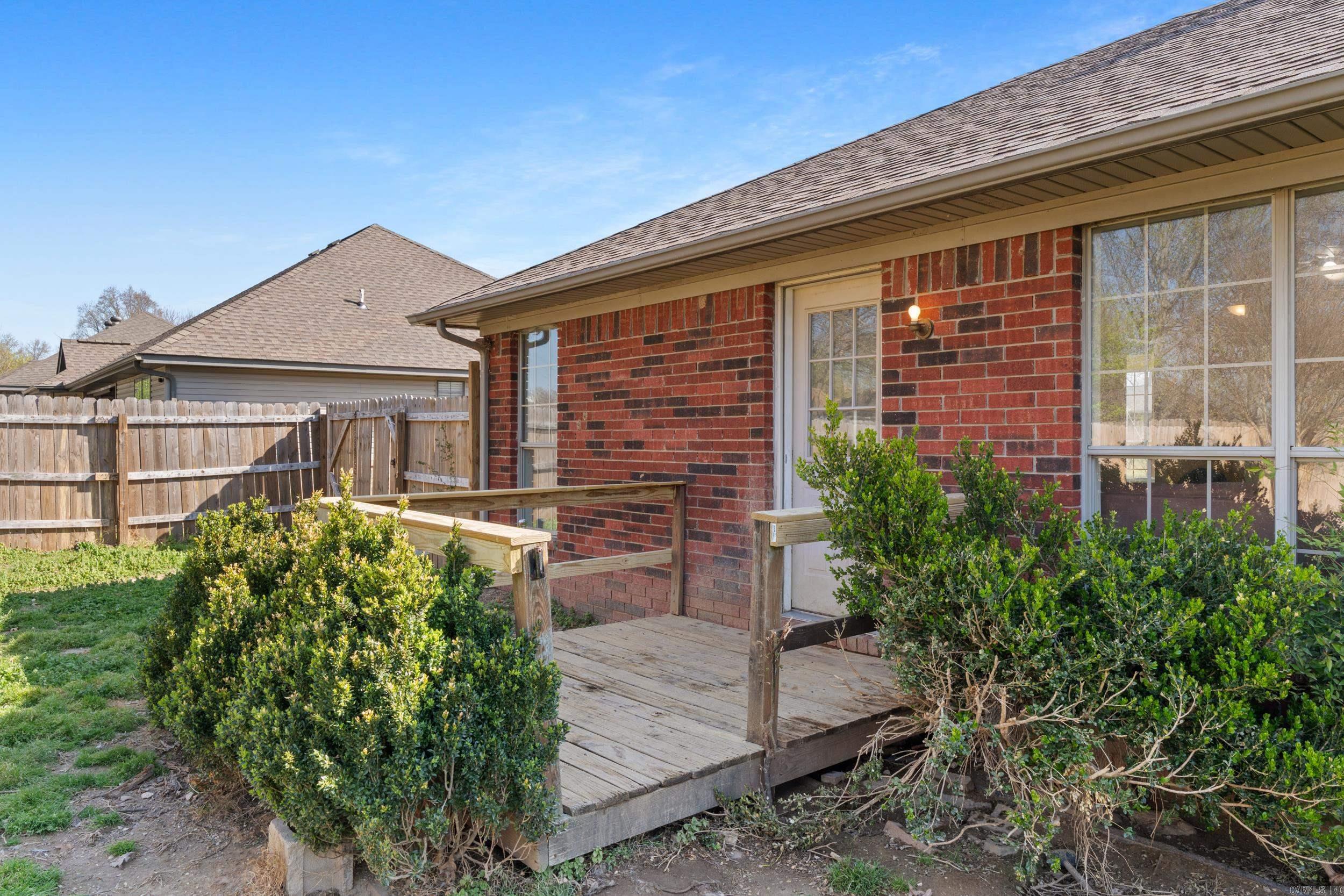 ARKANSAS ESTATES - Residential