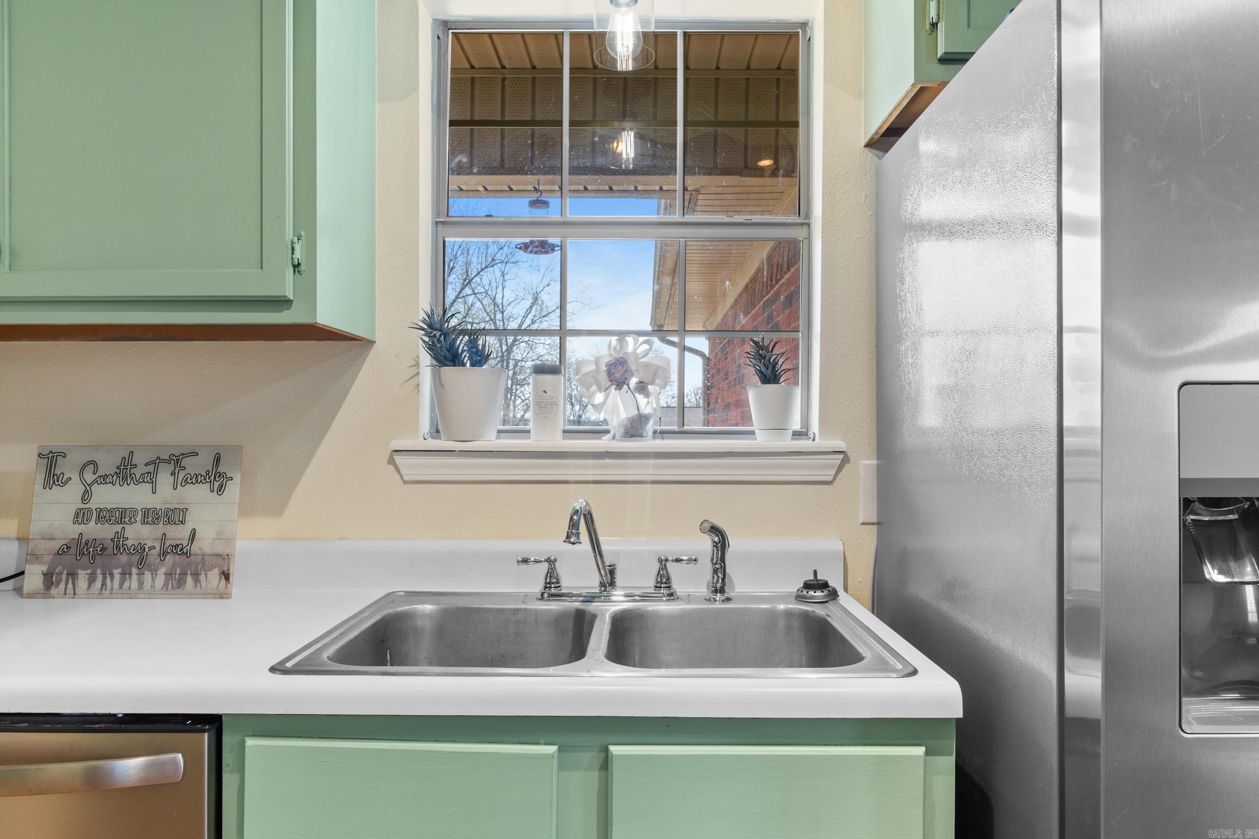 ARKANSAS ESTATES - Residential