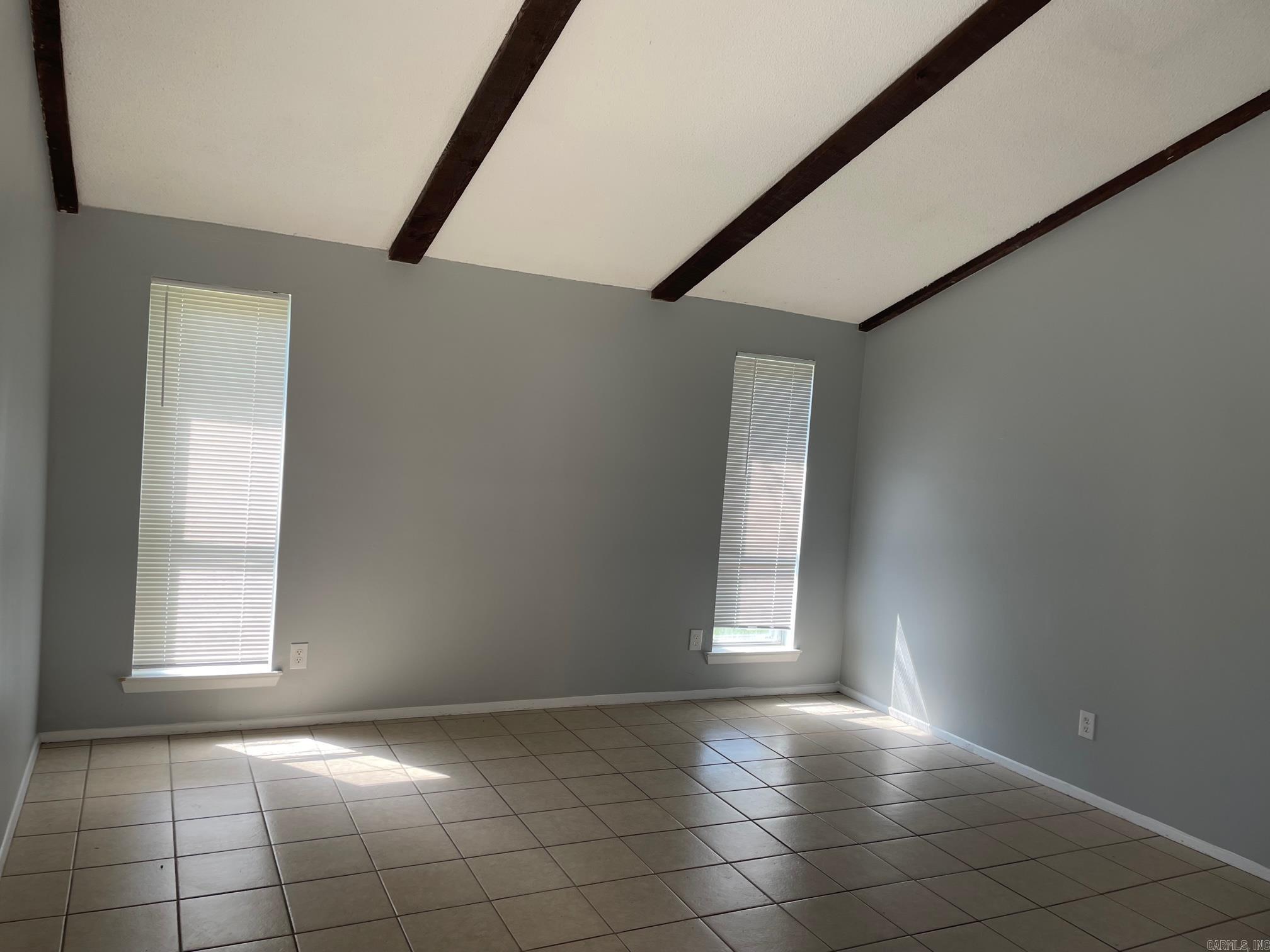 Country Wood - Residential Lease