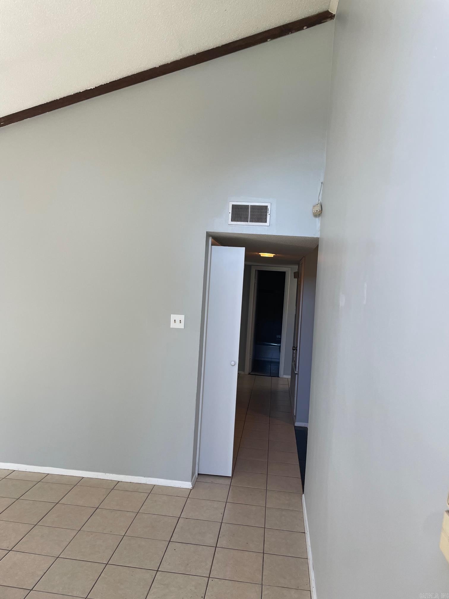 Country Wood - Residential Lease