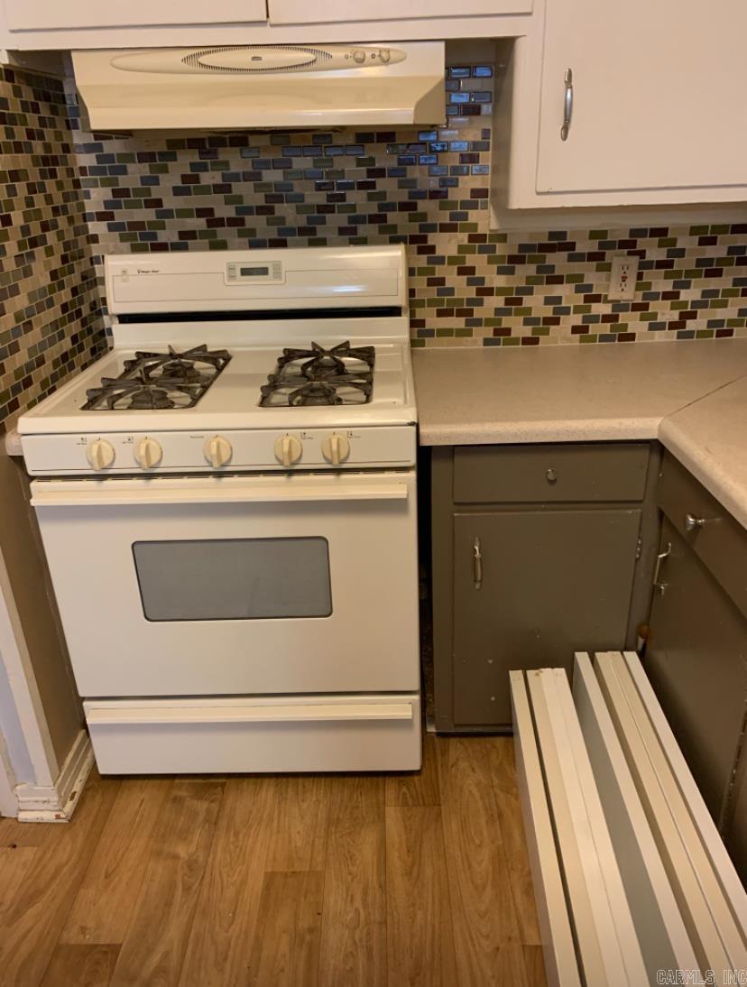 HILL CREST - Residential Lease