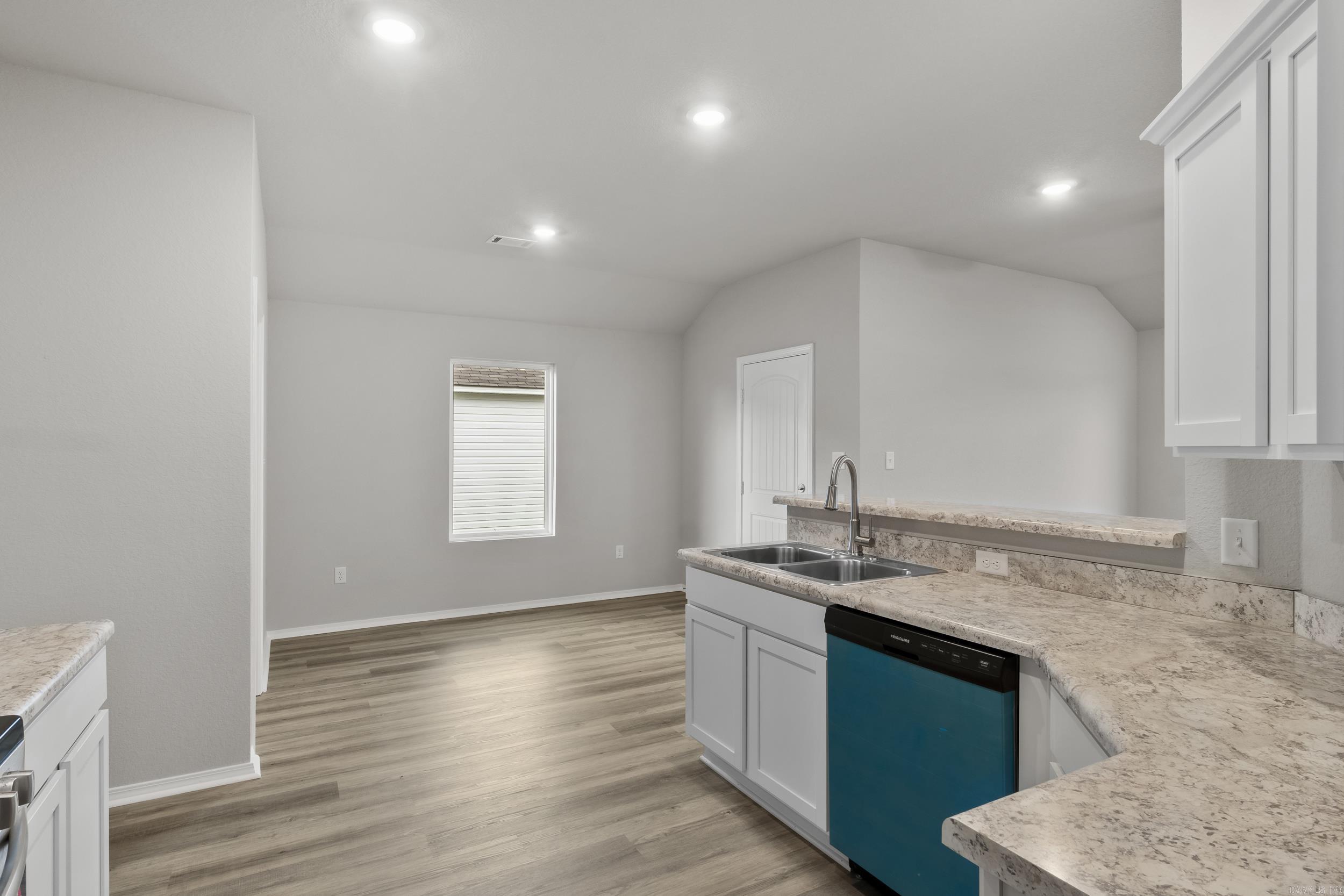 HILL FARM - Residential
