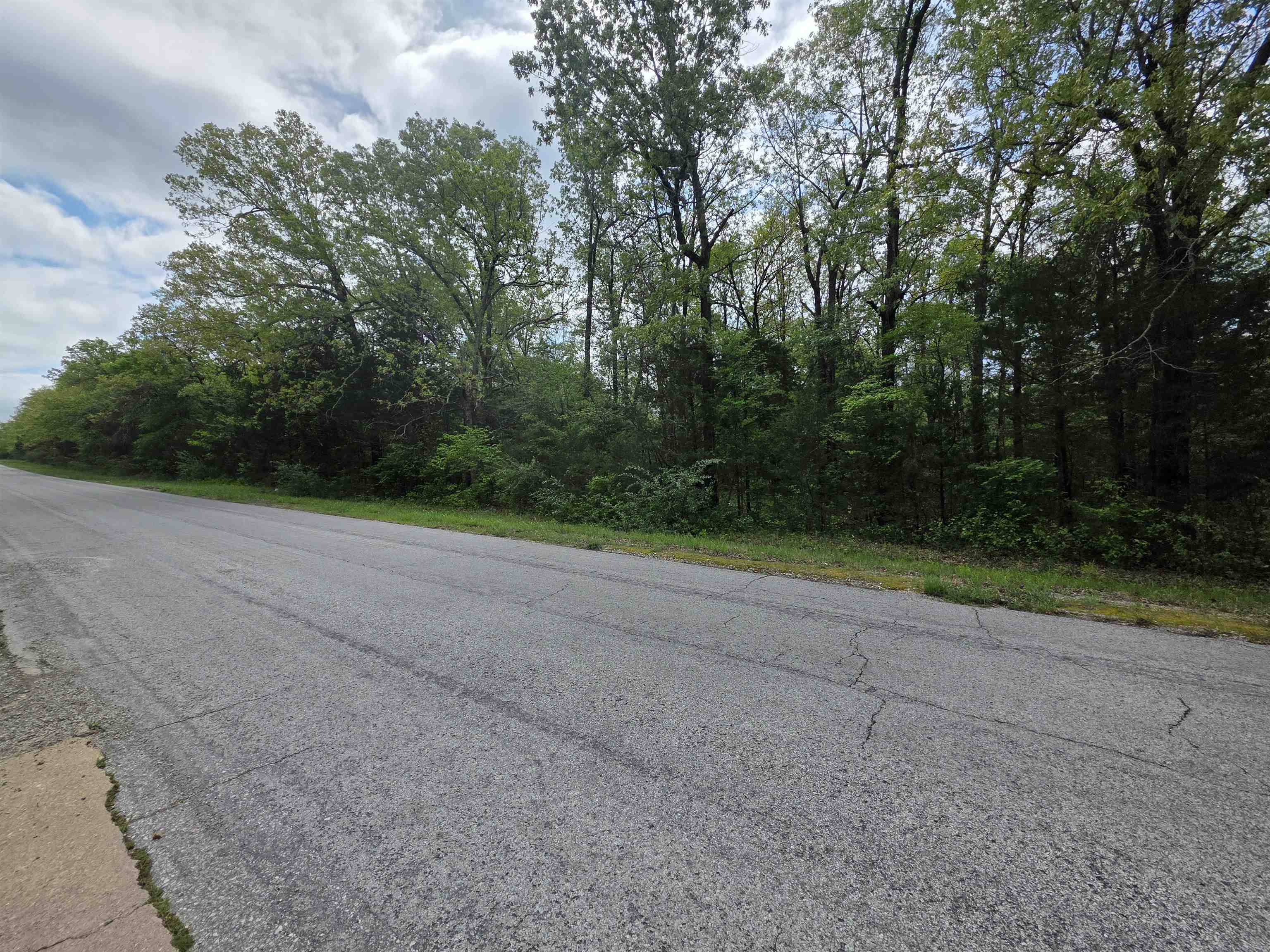 Sleepy Hollow - Land