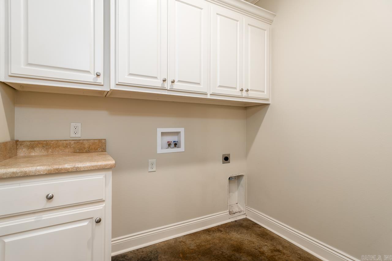 SALEM WOODS - Residential