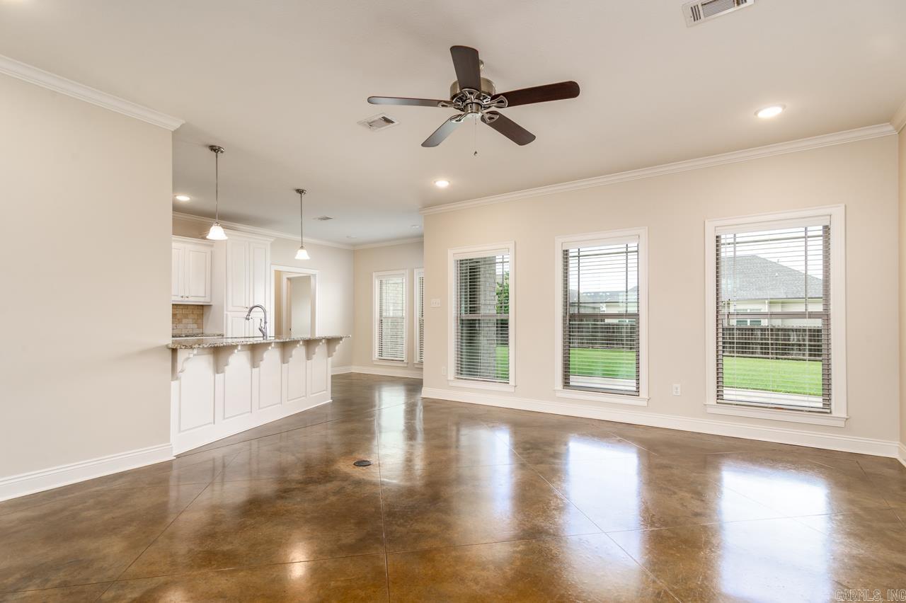 SALEM WOODS - Residential